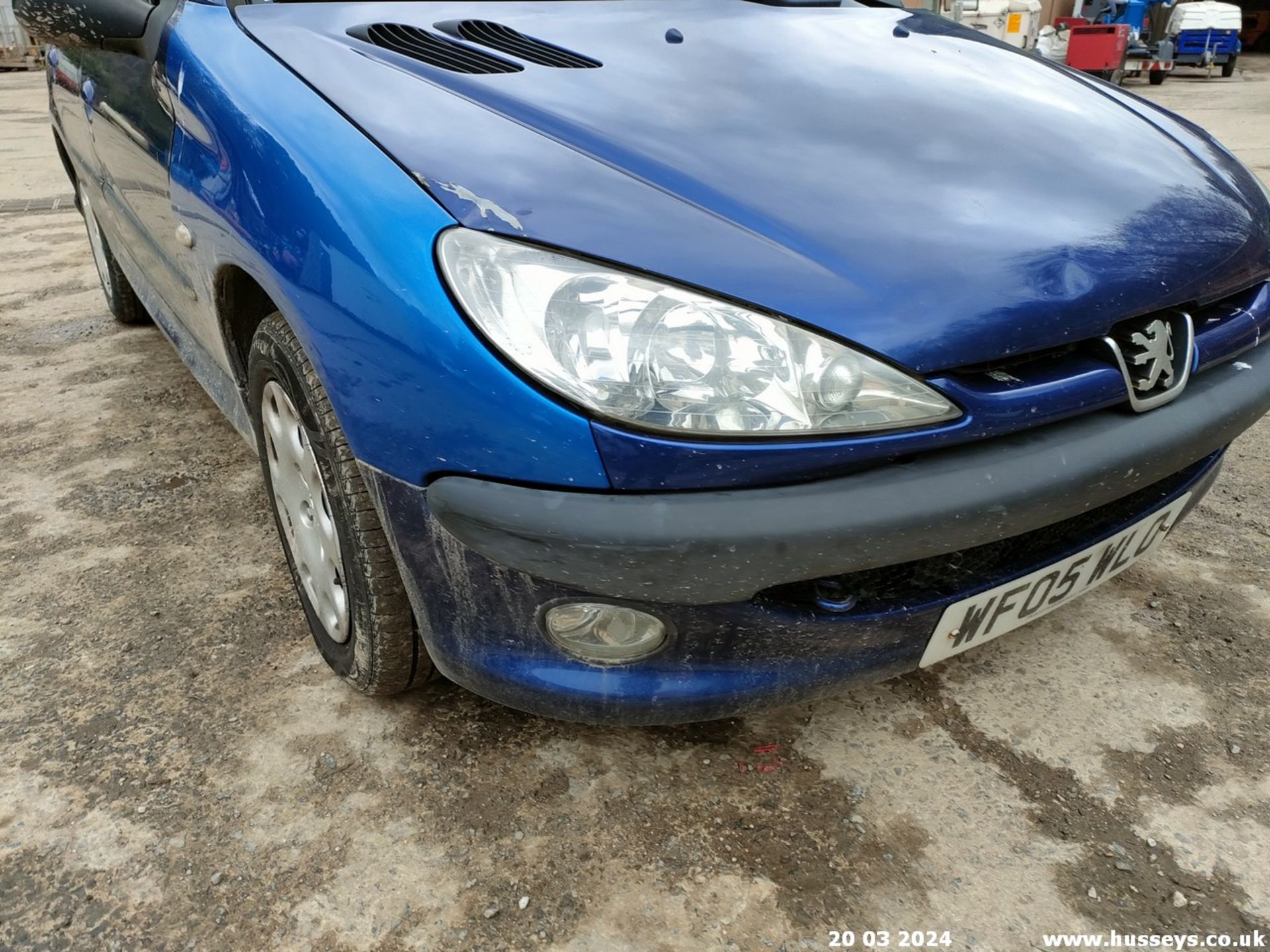 05/05 PEUGEOT 206 S - 1360cc 5dr Hatchback (Blue) - Image 5 of 63