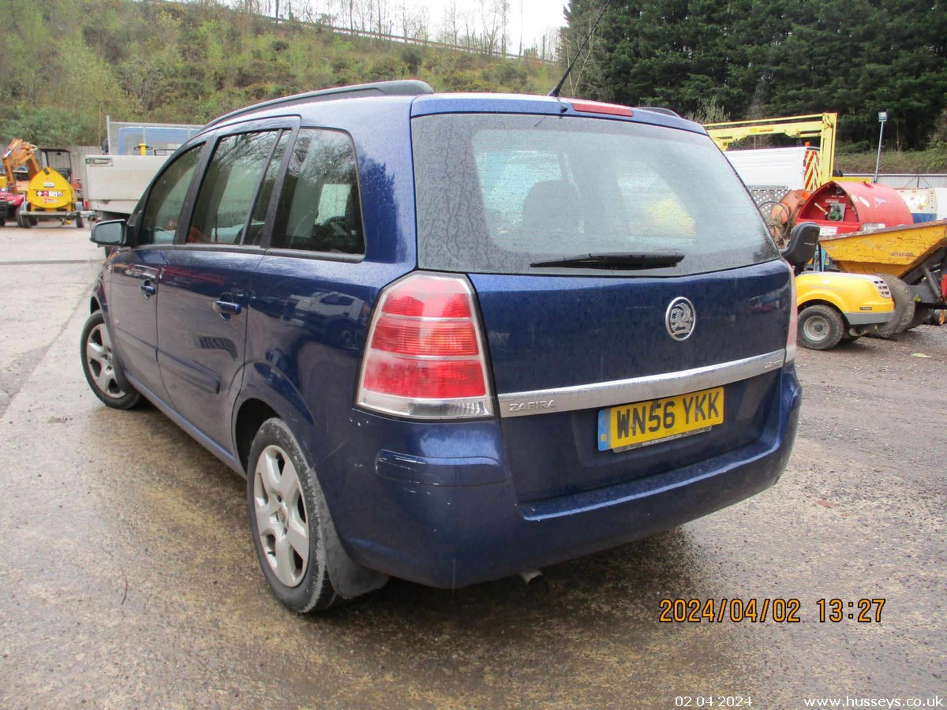 06/56 VAUXHALL ZAFIRA CLUB AUTO - 2198cc 5dr MPV (Blue, 117k) - Image 7 of 21