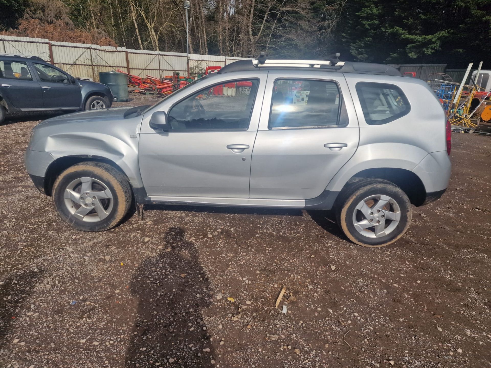 14/14 DACIA DUSTER LAUREATE DCI 4X2 - 1461cc 5dr Hatchback (Silver) - Image 7 of 12