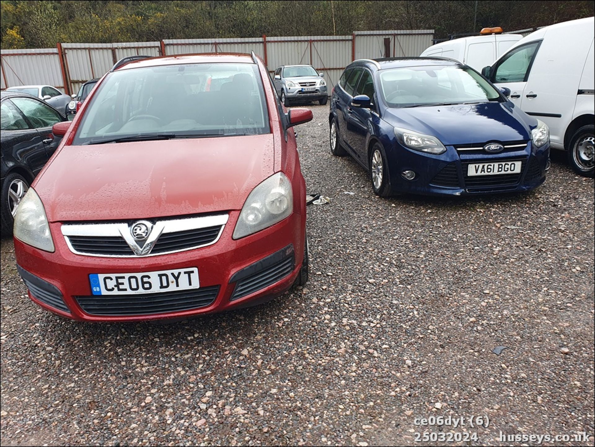 06/06 VAUXHALL ZAFIRA LIFE - 1598cc 5dr MPV (Red) - Image 7 of 42