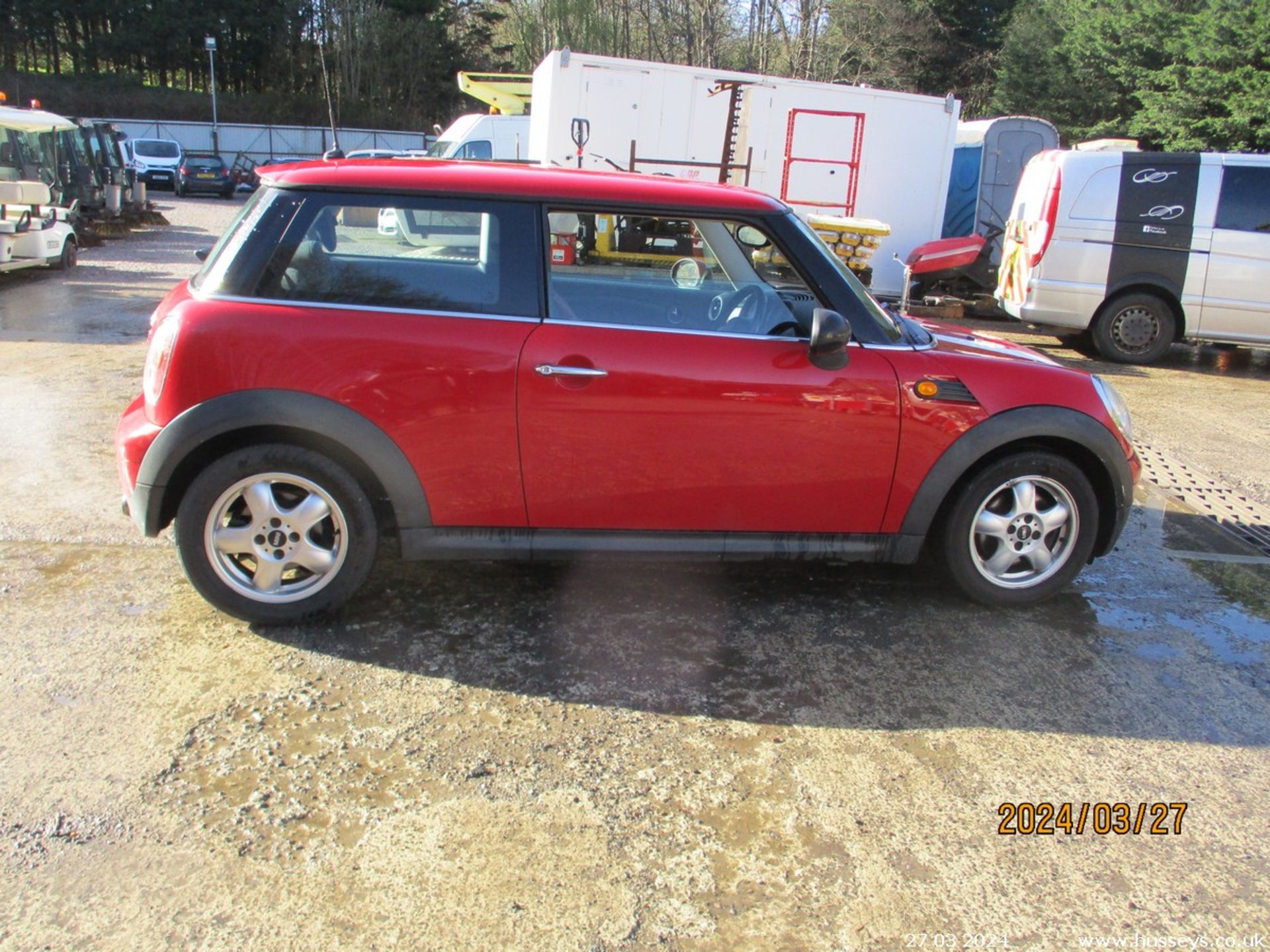 07/07 MINI ONE - 1397cc 3dr Hatchback (Red, 86k) - Image 8 of 20