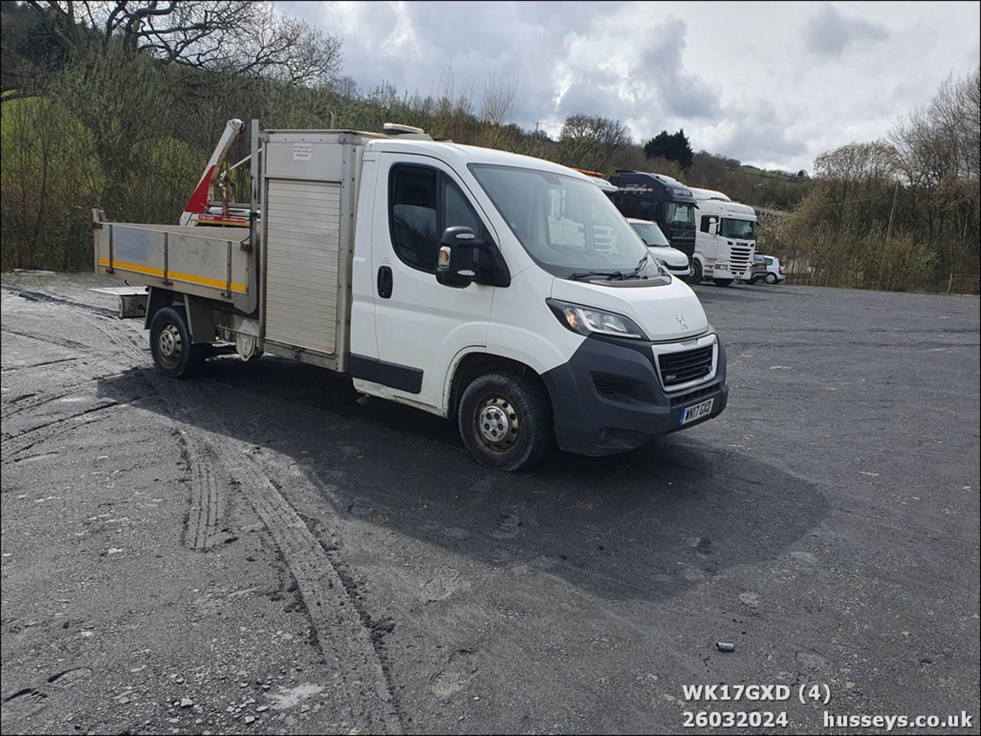 17/17 PEUGEOT BOXER 335 L2S BLUE HDI - 1997cc 2dr Tipper (White) - Image 4 of 46