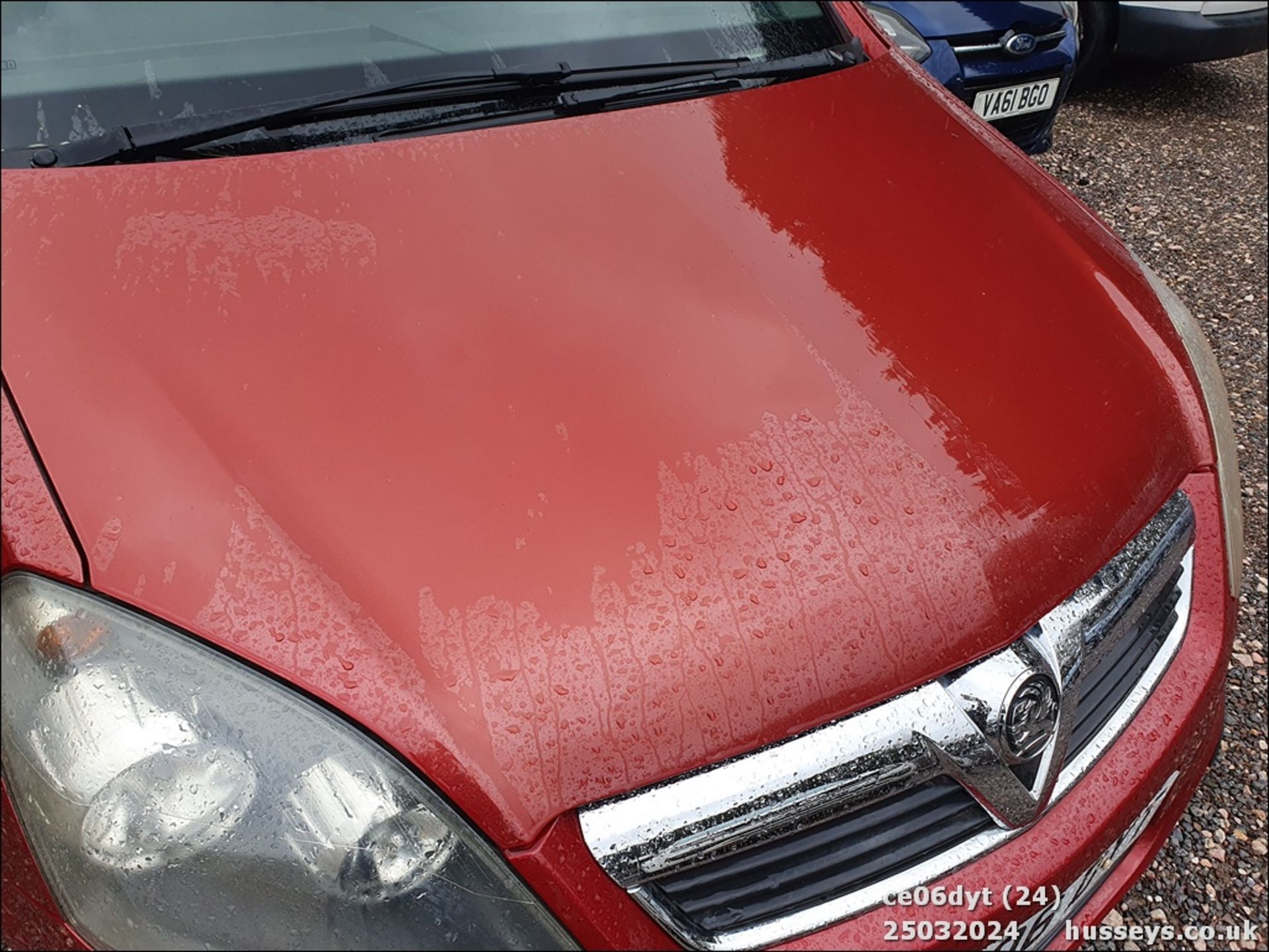 06/06 VAUXHALL ZAFIRA LIFE - 1598cc 5dr MPV (Red) - Image 24 of 42