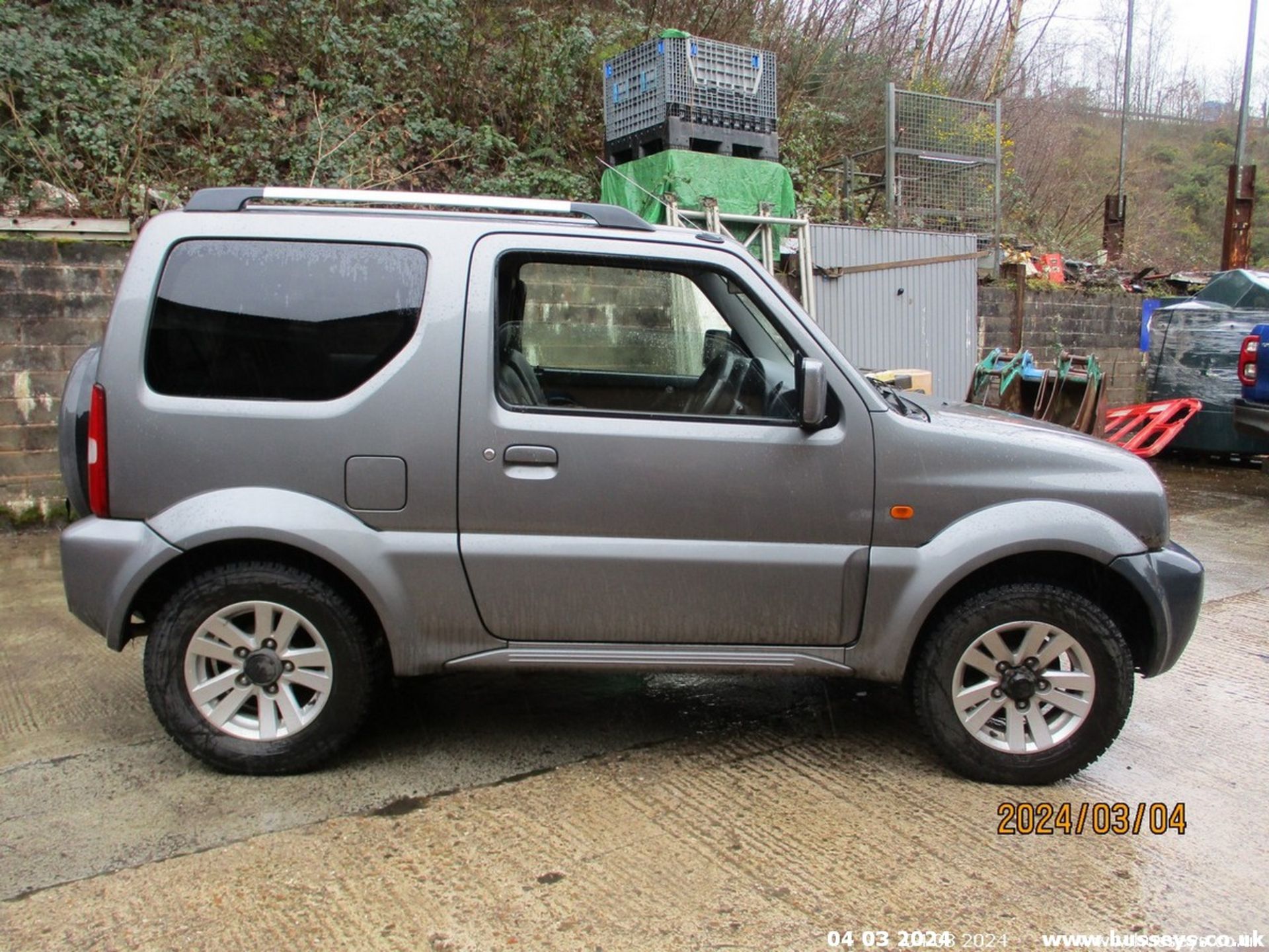 10/10 SUZUKI JIMNY SZ4 - 1328cc 3dr Estate (Grey, 117k) - Image 69 of 78