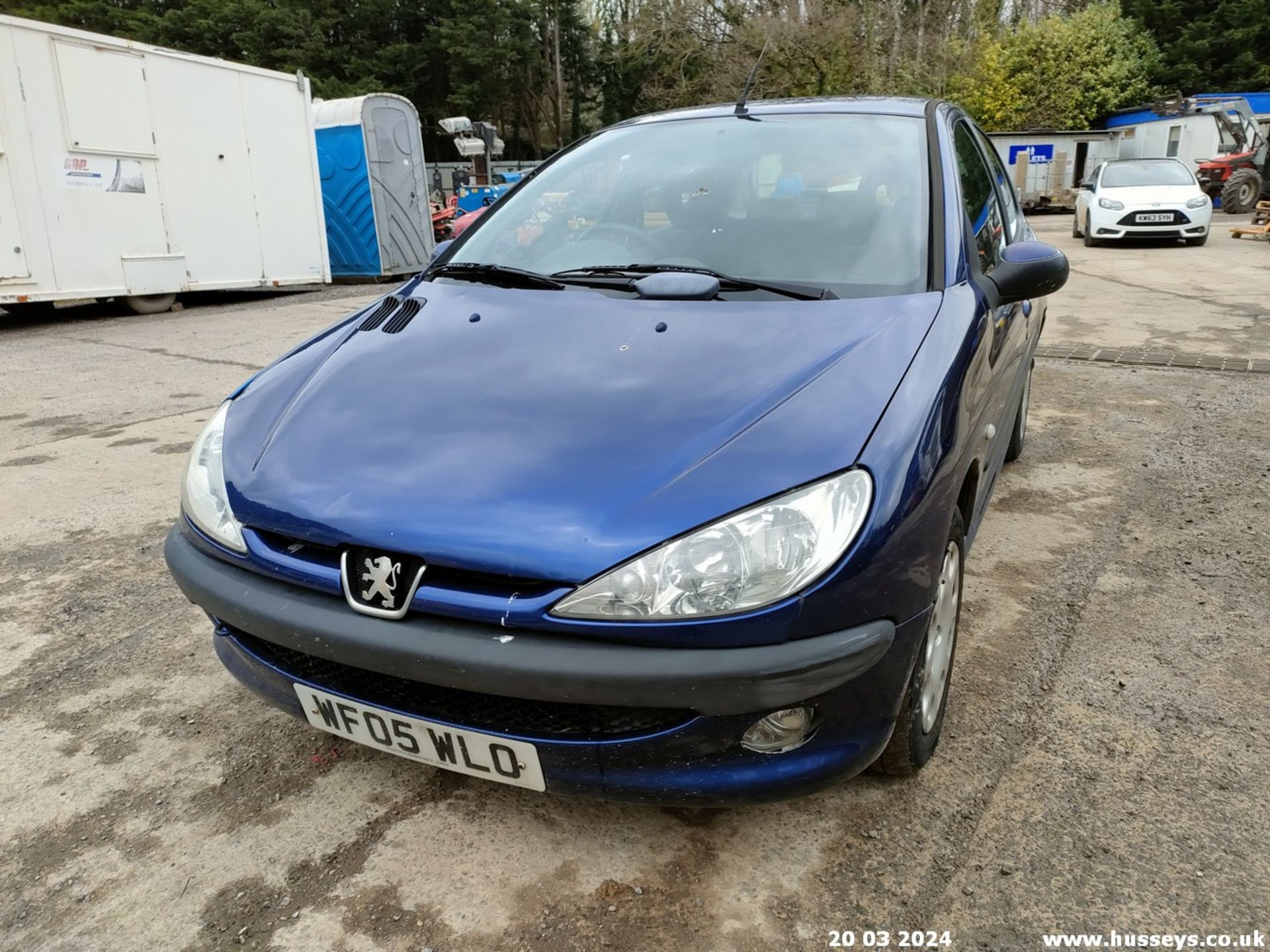 05/05 PEUGEOT 206 S - 1360cc 5dr Hatchback (Blue) - Image 10 of 63