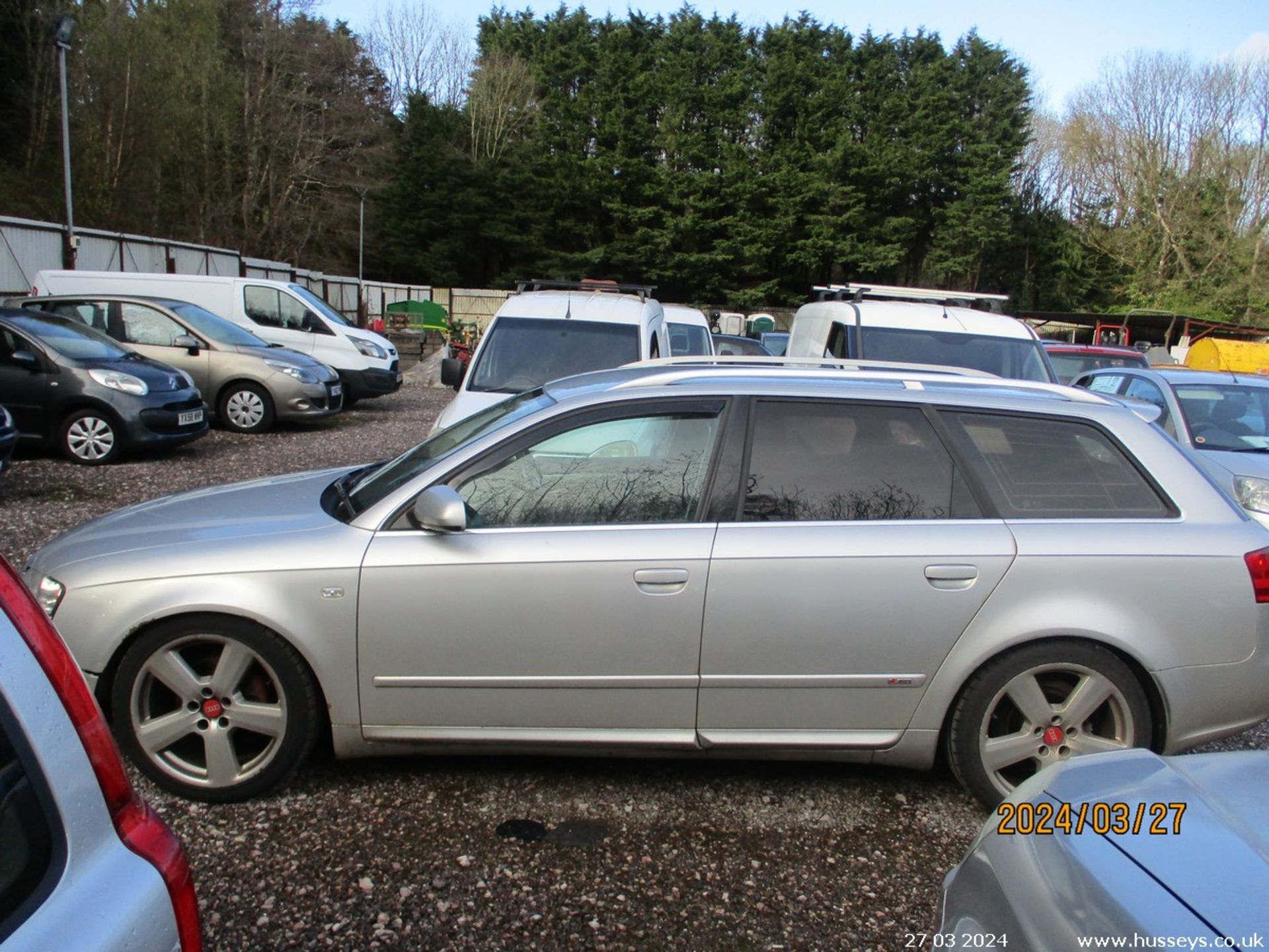 06/06 AUDI A4 AVANT S LINE TDI 140 - 1968cc 5dr Estate (Silver, 188k) - Image 12 of 19