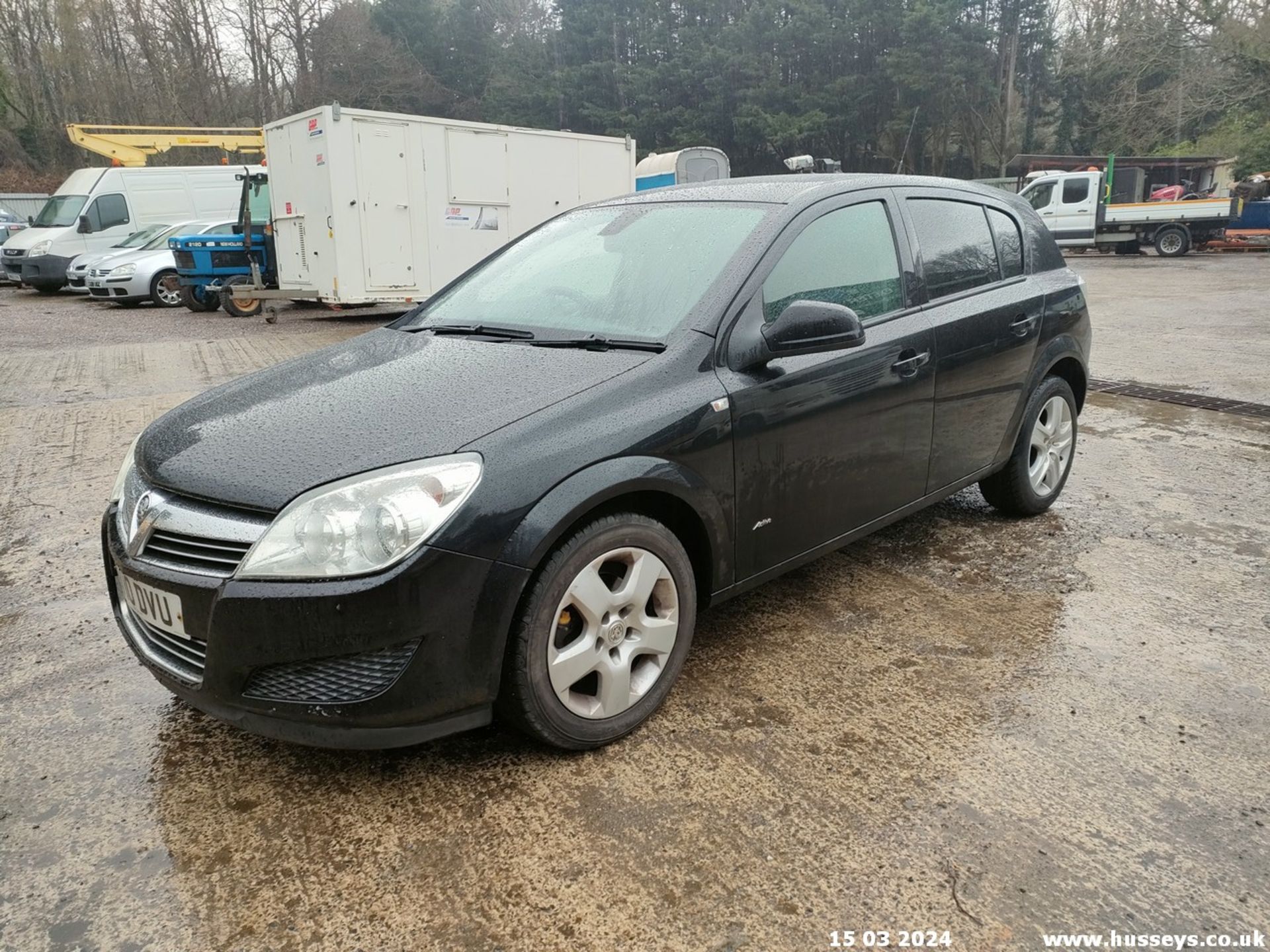 10/10 VAUXHALL ASTRA ACTIVE - 1364cc 5dr Hatchback (Black, 115k) - Image 17 of 67