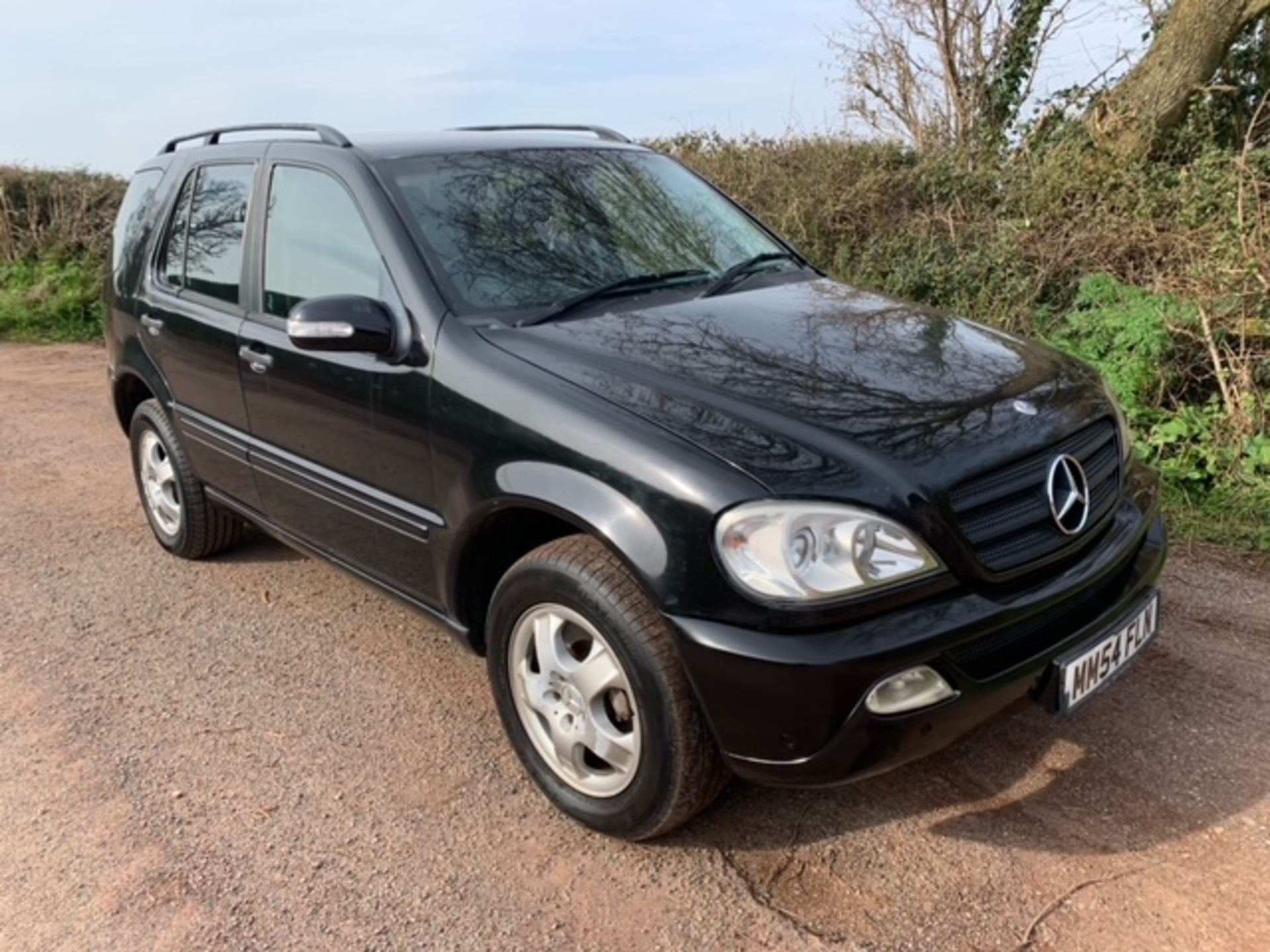 04/54 MERCEDES ML270 CDI AUTO - 2688cc 5dr Estate (Black, 163k) - Image 13 of 17