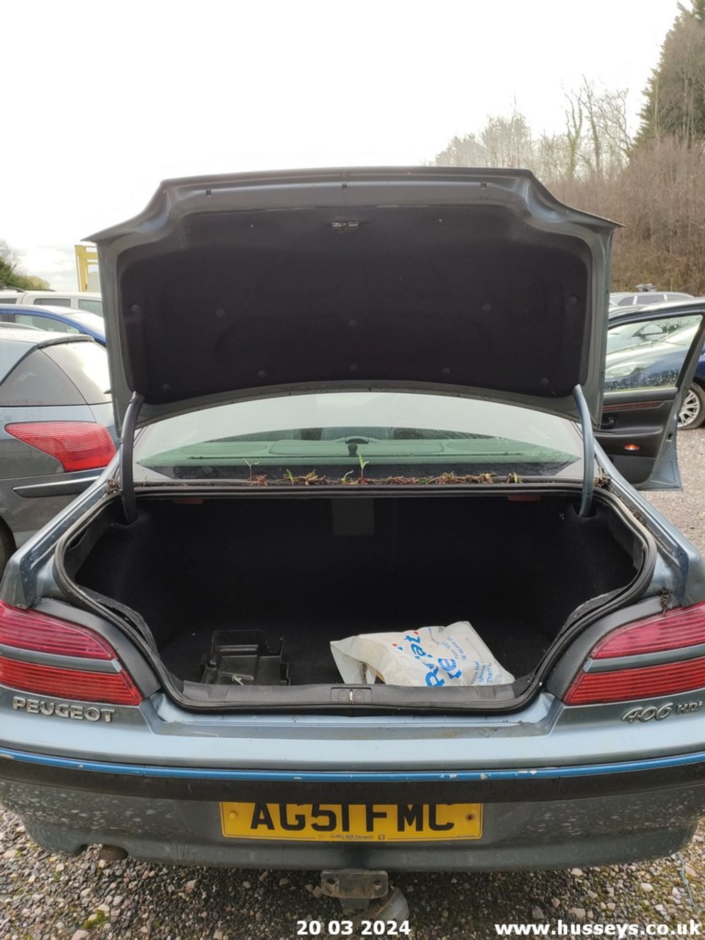 02/51 PEUGEOT 406 GTX HDI AUTO - 1997cc 4dr Saloon (Blue) - Image 51 of 59