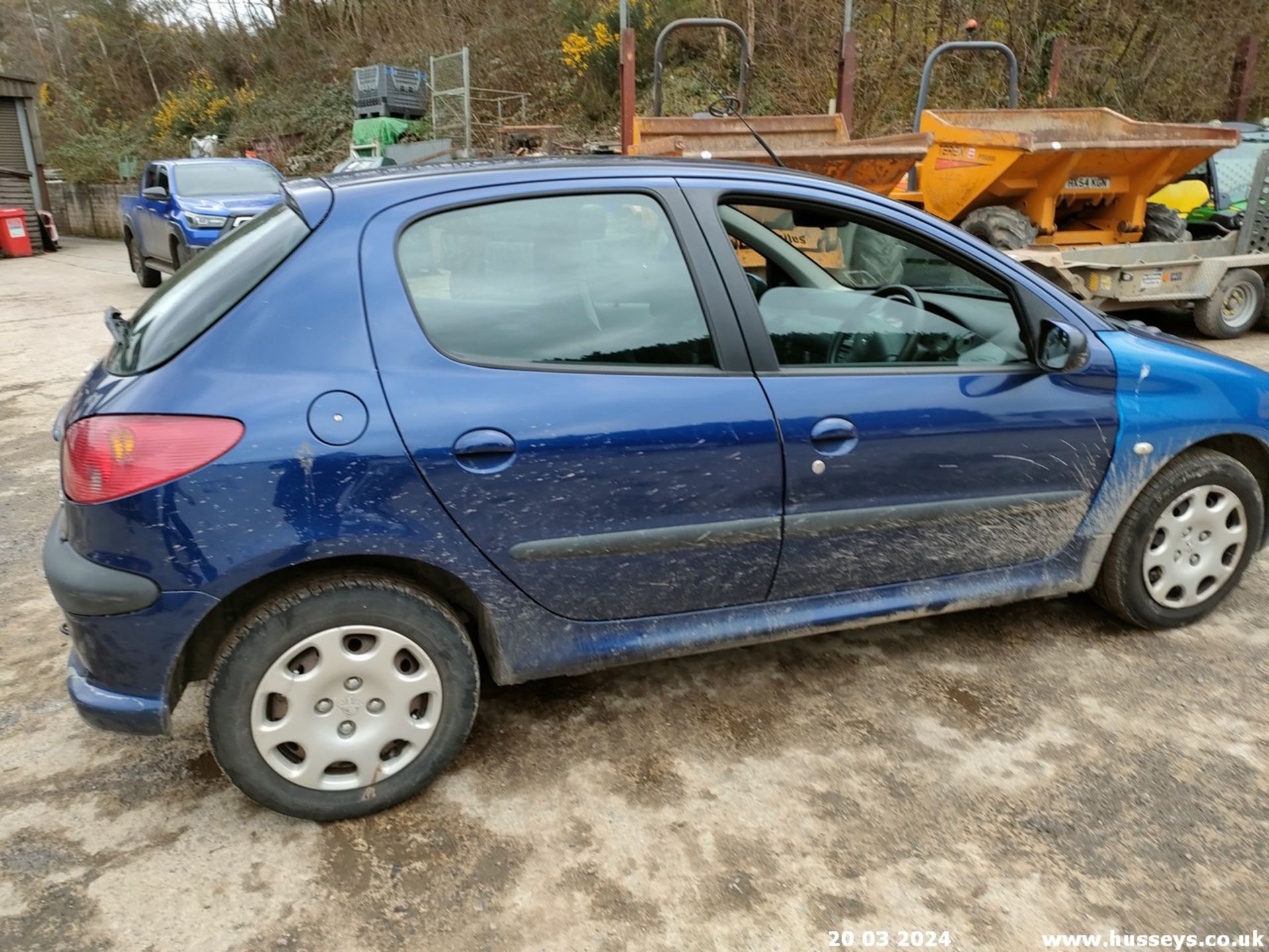 05/05 PEUGEOT 206 S - 1360cc 5dr Hatchback (Blue) - Image 44 of 63