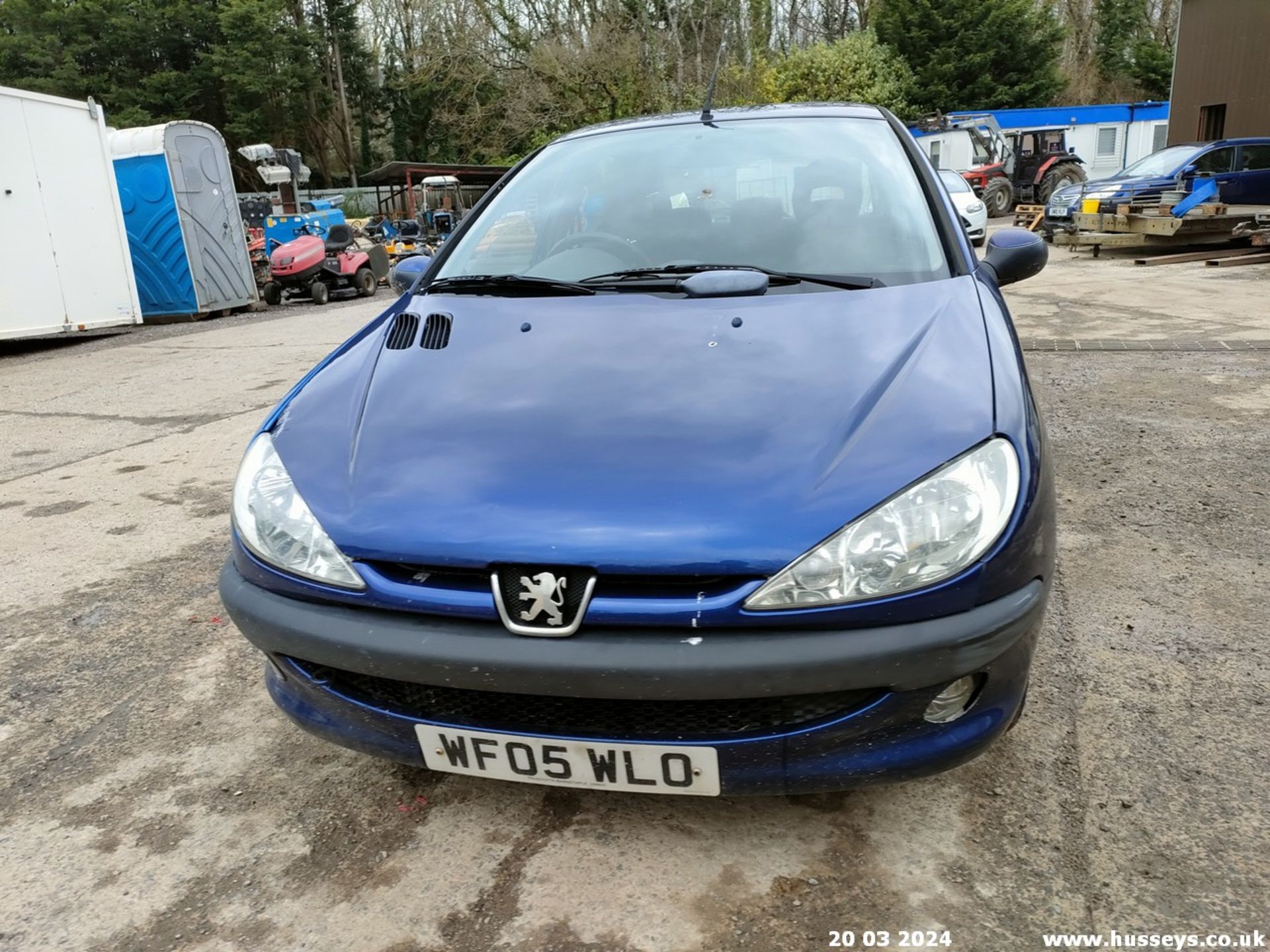 05/05 PEUGEOT 206 S - 1360cc 5dr Hatchback (Blue) - Image 9 of 63