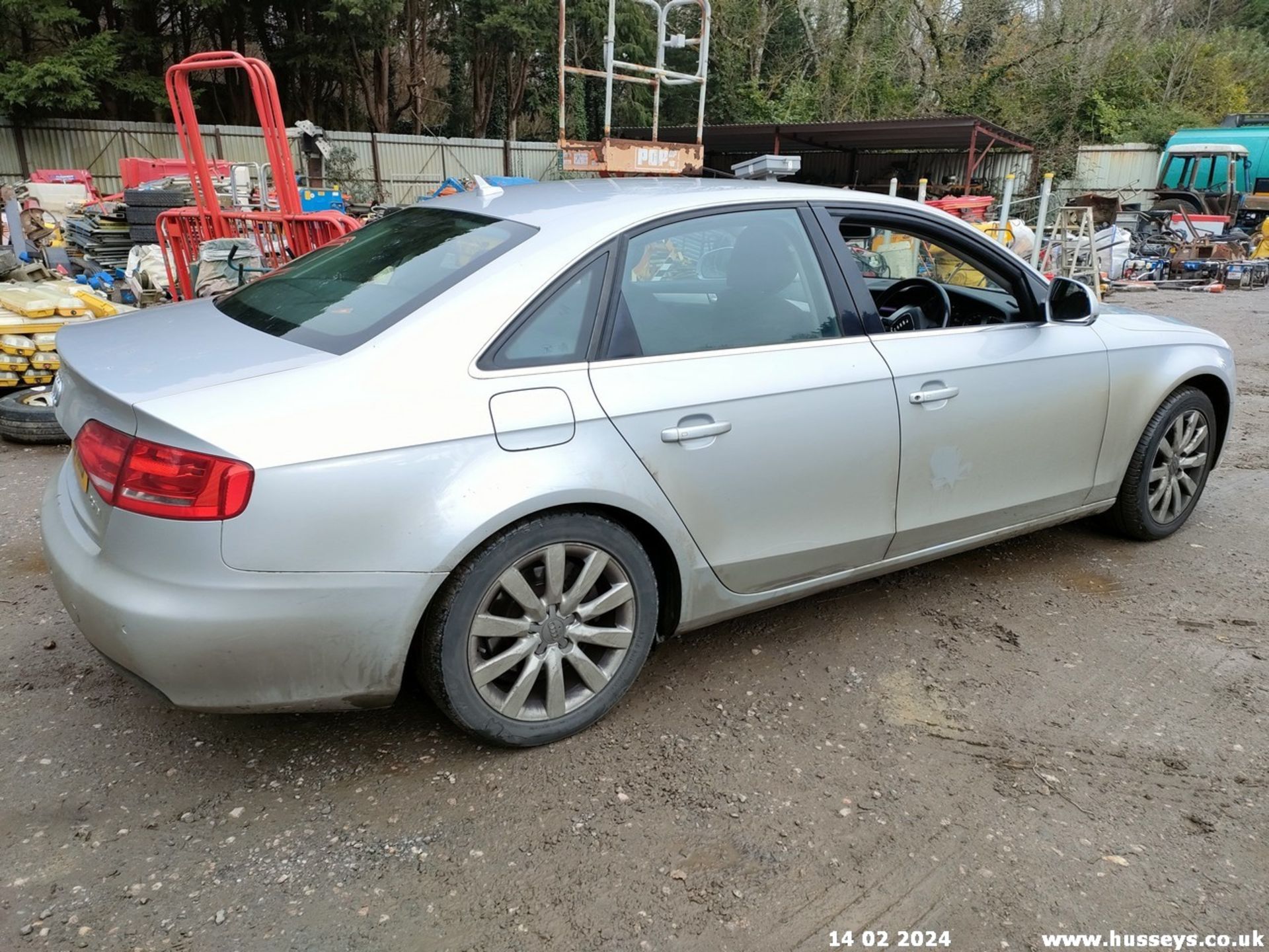 09/59 AUDI A4 SE TDI CVT - 1968cc 4dr Saloon (Silver, 125k) - Image 34 of 50