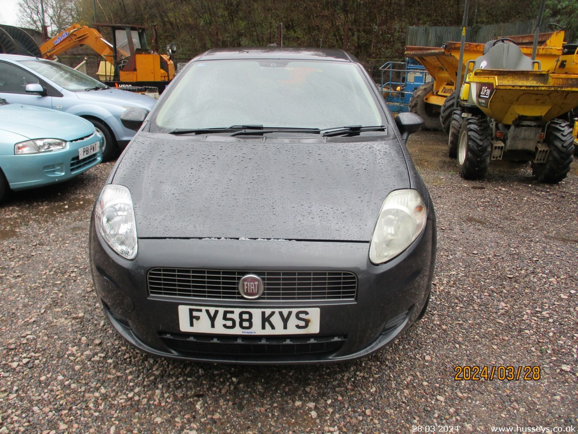 08/58 FIAT GRAND PUNTO ACTIVE 360 - 1242cc 5dr Hatchback (Grey, 97k) - Image 11 of 17