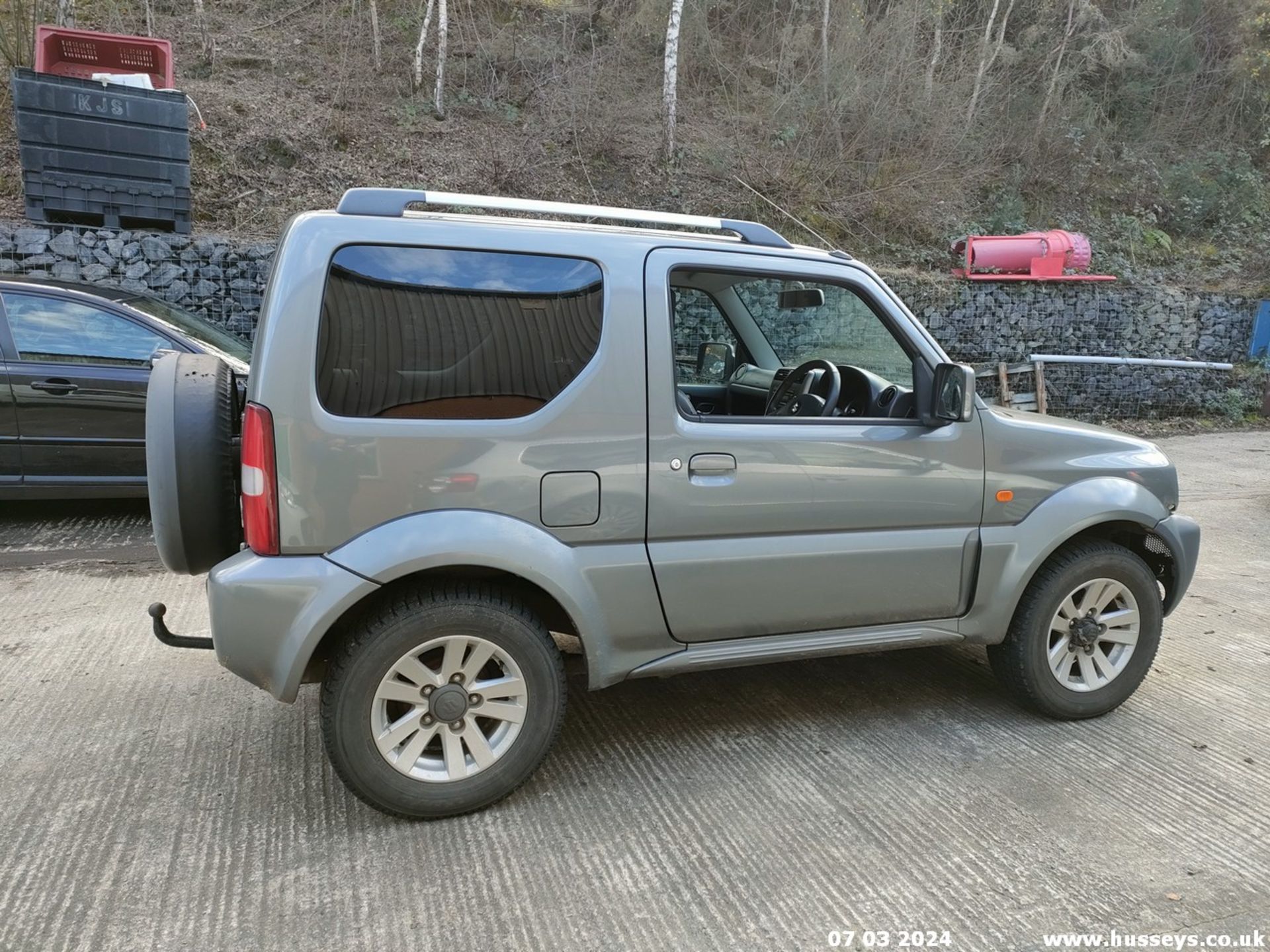 10/10 SUZUKI JIMNY SZ4 - 1328cc 3dr Estate (Grey, 117k) - Image 43 of 78