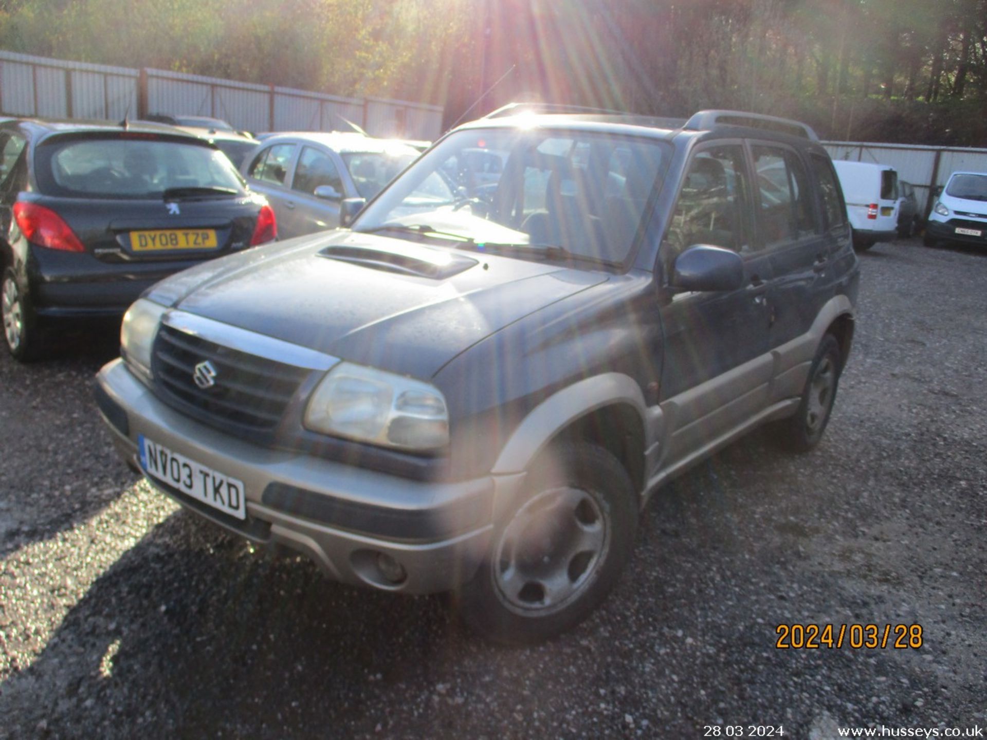 03/03 SUZUKI GRAND VITARA TD AUTO - 1997cc 5dr Estate (Blue, 120k) - Image 4 of 20