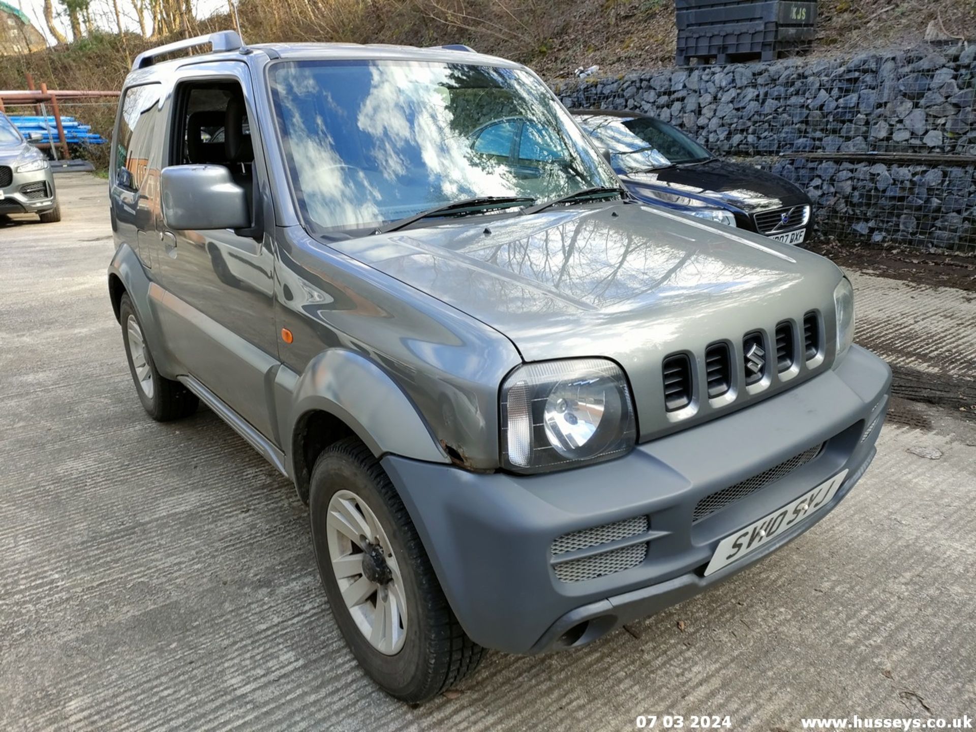 10/10 SUZUKI JIMNY SZ4 - 1328cc 3dr Estate (Grey, 117k) - Image 6 of 78