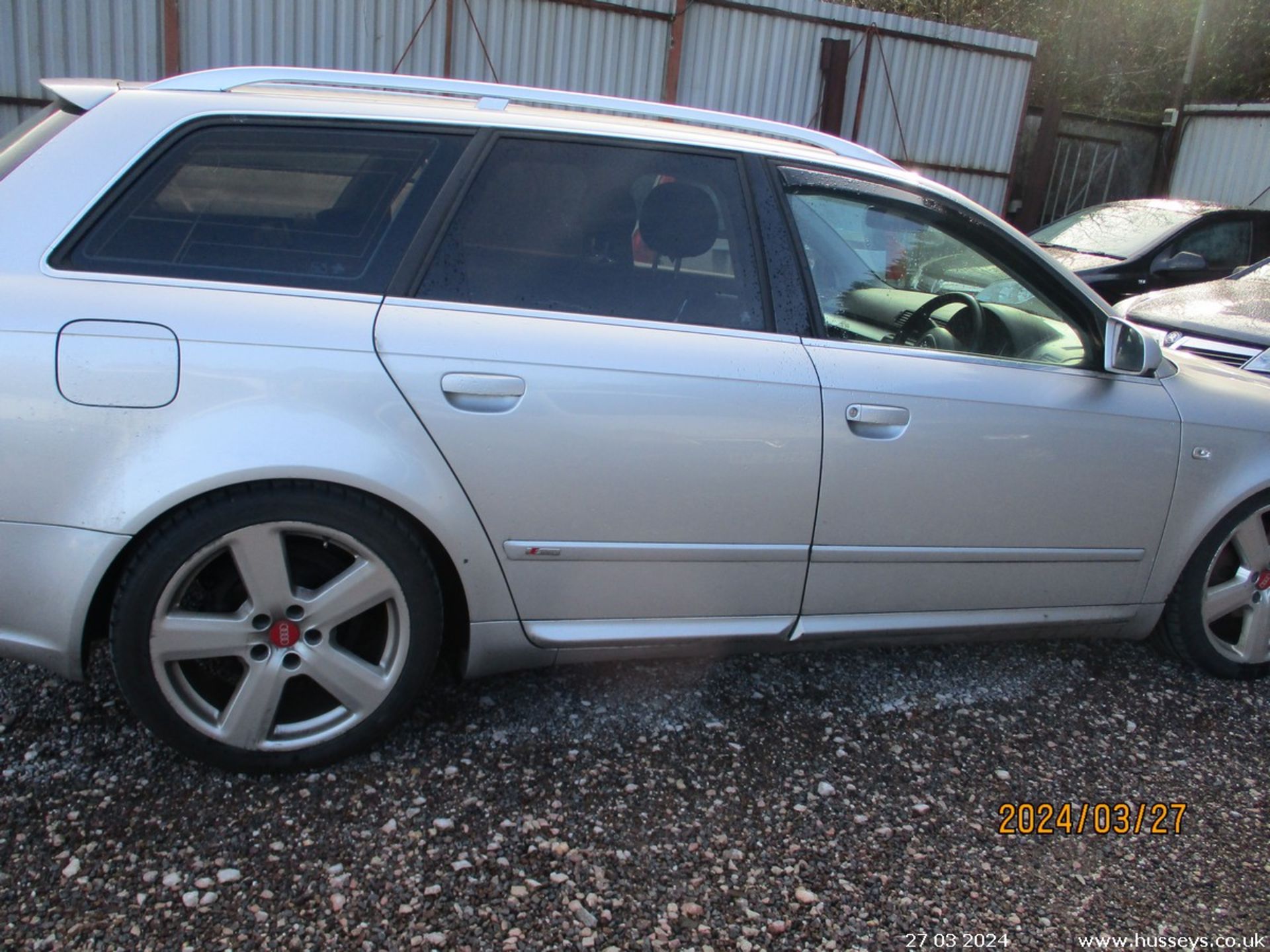 06/06 AUDI A4 AVANT S LINE TDI 140 - 1968cc 5dr Estate (Silver, 188k) - Image 6 of 19