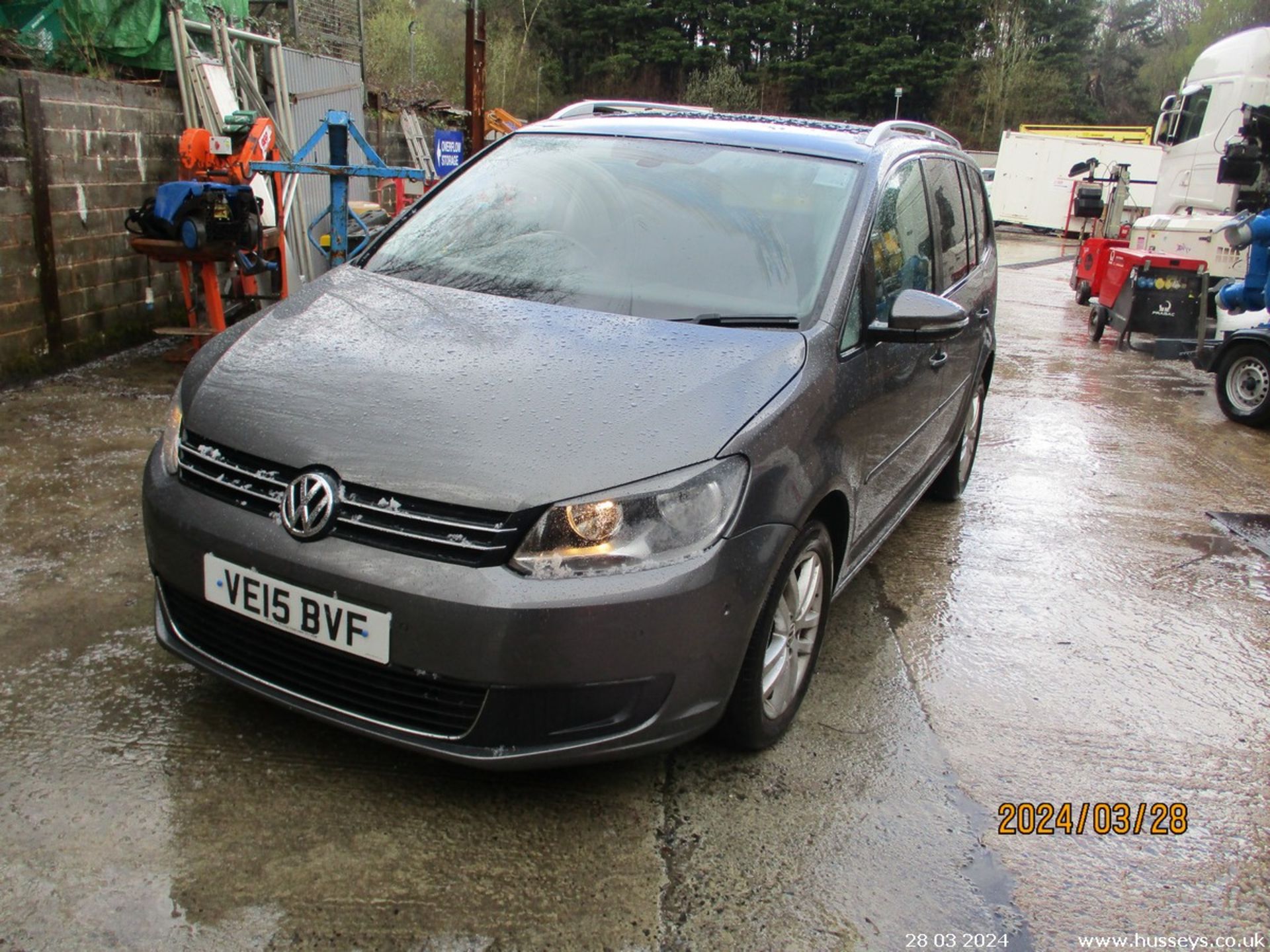 15/15 VOLKSWAGEN TOURAN SE BLUEMOTION T TD - 1968cc 5dr MPV (Grey, 131k) - Image 10 of 21