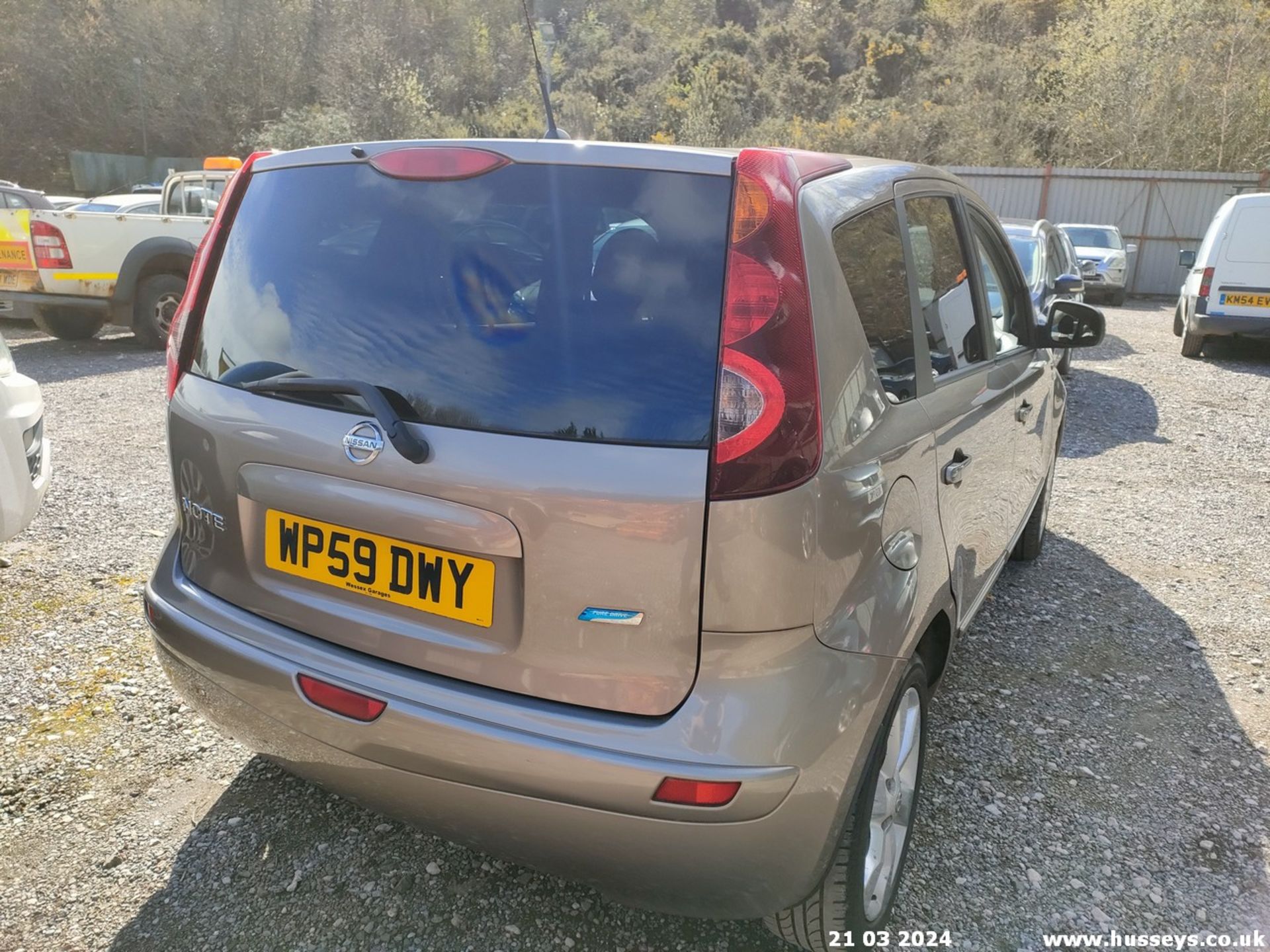 09/59 NISSAN NOTE N-TEC - 1386cc 5dr MPV (Beige, 119k) - Image 37 of 68