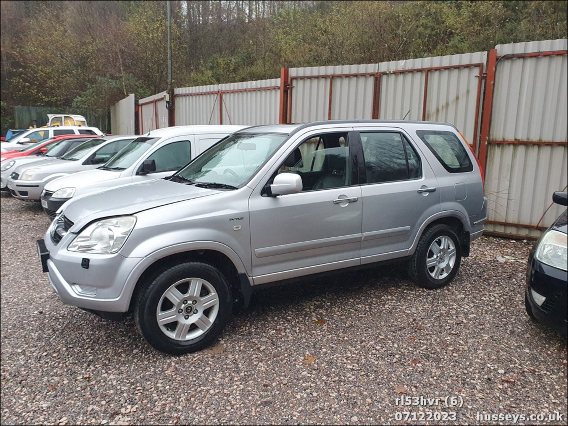 04/53 HONDA CR-V I-VTEC EXECUTIVE AUT - 1998cc 5dr Estate (Silver) - Image 7 of 27