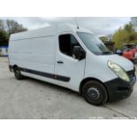 18/68 RENAULT MASTER LM35 BUSINESS DCI - 2298cc 5dr Van (White)