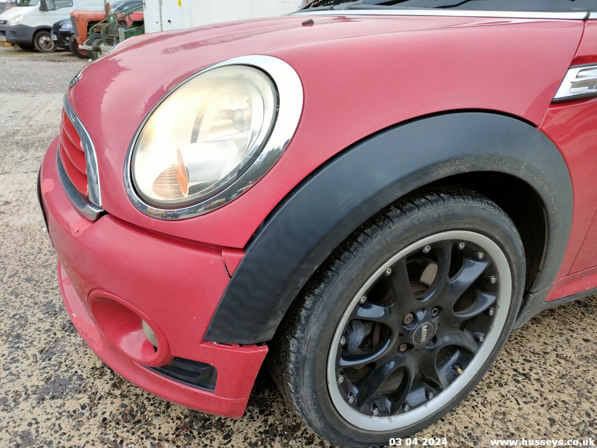 09/59 MINI COOPER CLUBMAN - 1598cc 5dr Estate (Red, 112k) - Image 19 of 65