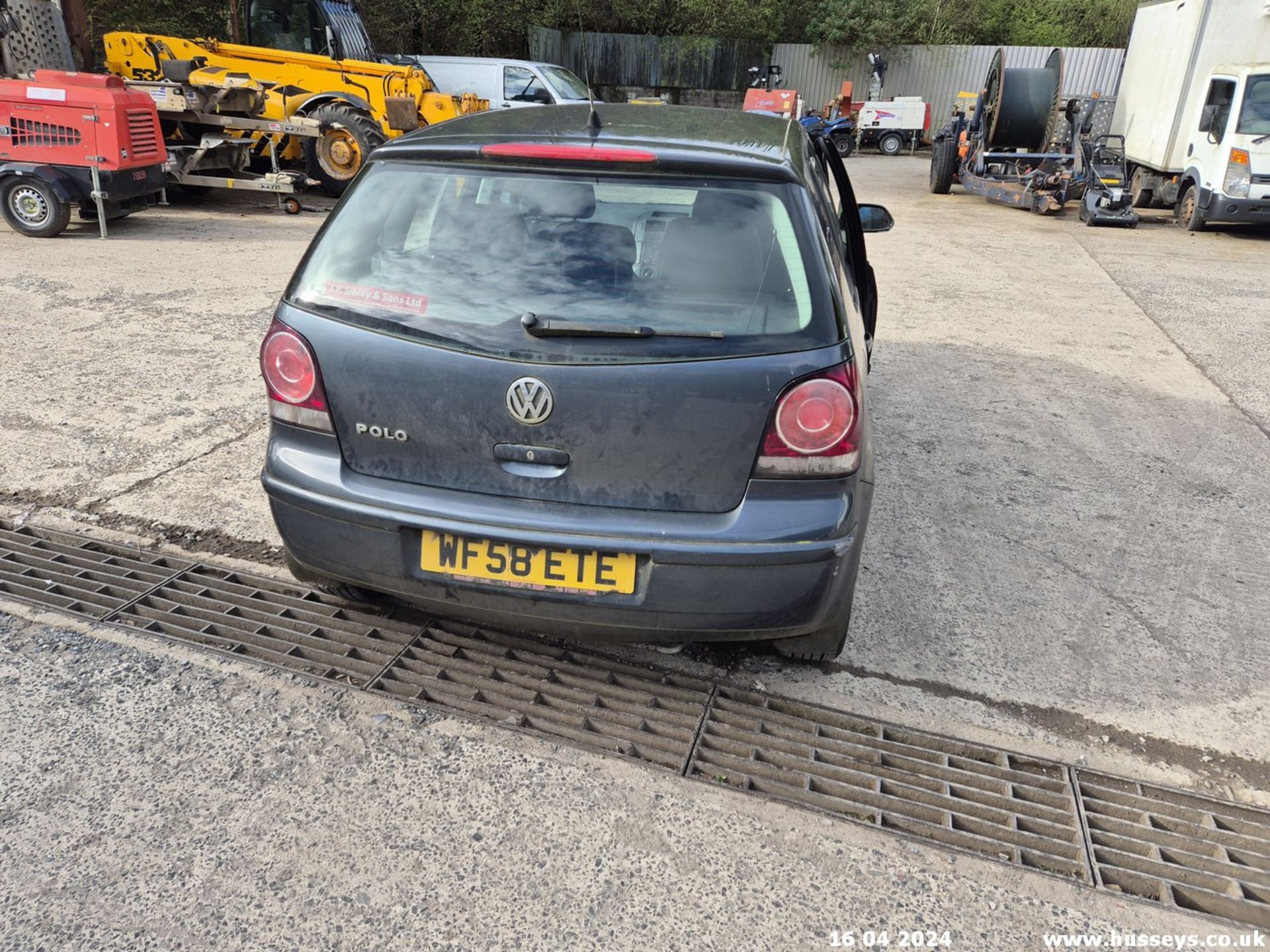 08/58 VOLKSWAGEN POLO MATCH 60 - 1198cc 5dr Hatchback (Grey, 87k) - Image 8 of 13