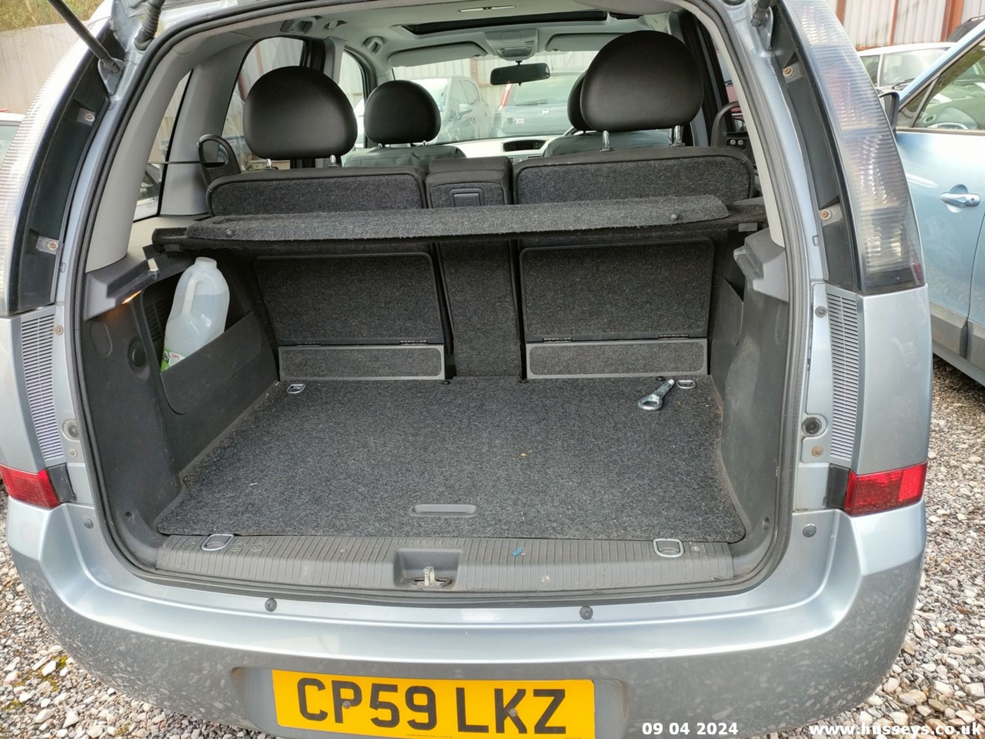 10/59 VAUXHALL MERIVA DESIGN - 1598cc 5dr MPV (Silver) - Bild 60 aus 61