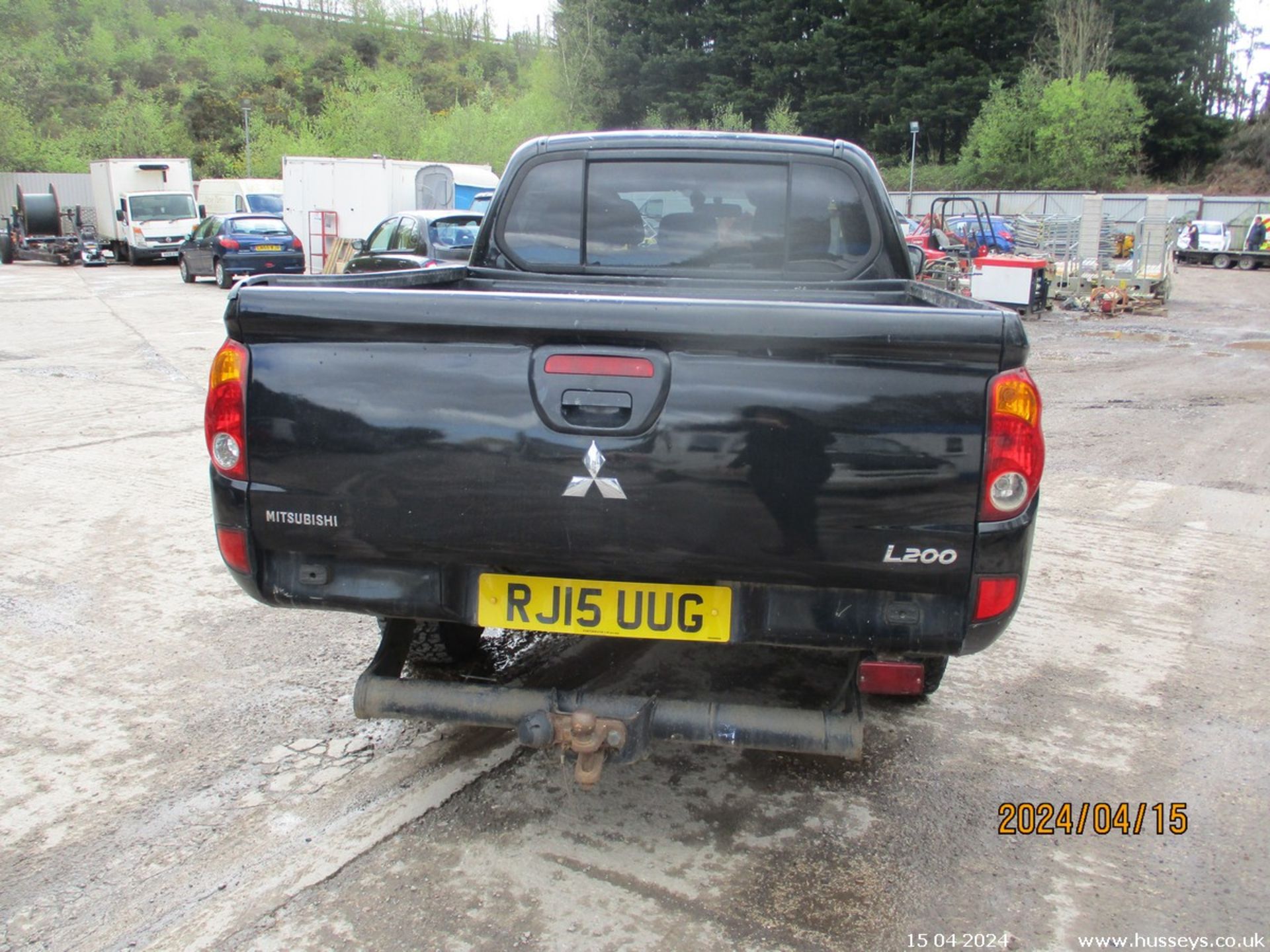 15/15 MITSUBISHI L200 CHALLENGER LB DCB DI - 2477cc 4dr 4x4 (Black) - Image 5 of 23