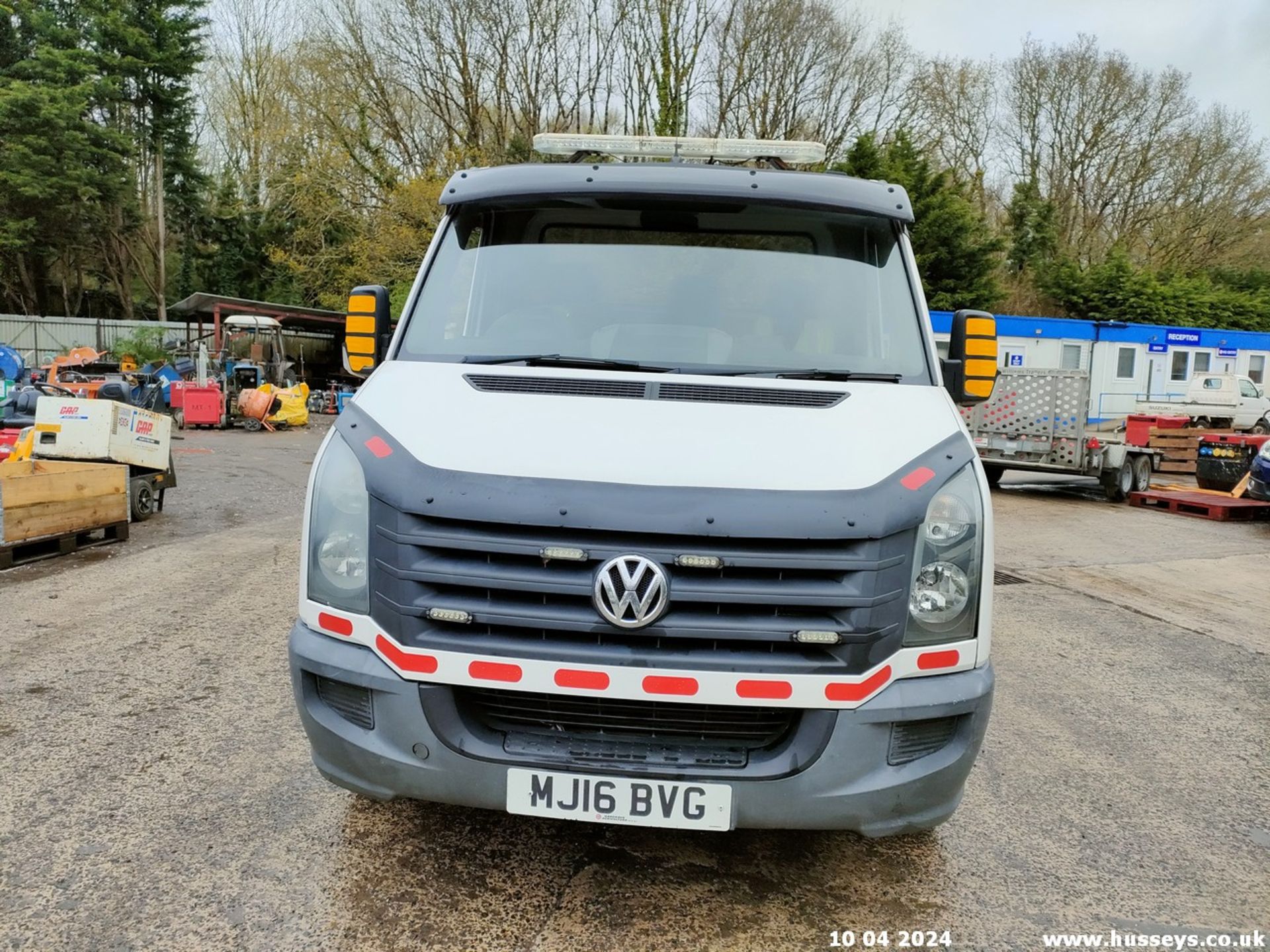 16/16 VOLKSWAGEN CRAFTER CR35 TDI - 1968cc 2dr (White, 146k) - Image 10 of 52