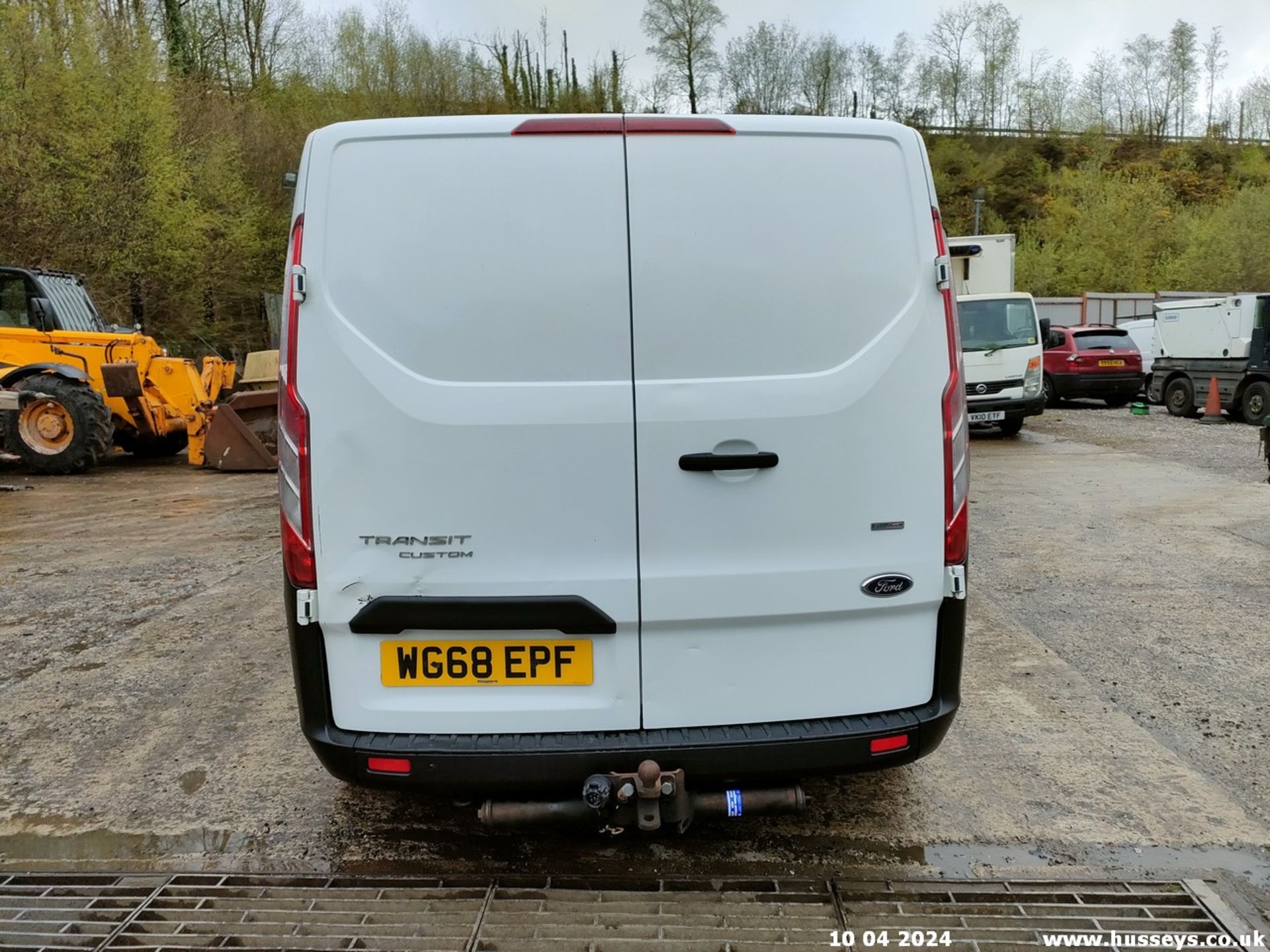 18/68 FORD TRANSIT CUSTOM 340 BASE - 1995cc 5dr Van (White, 61k) - Image 34 of 65