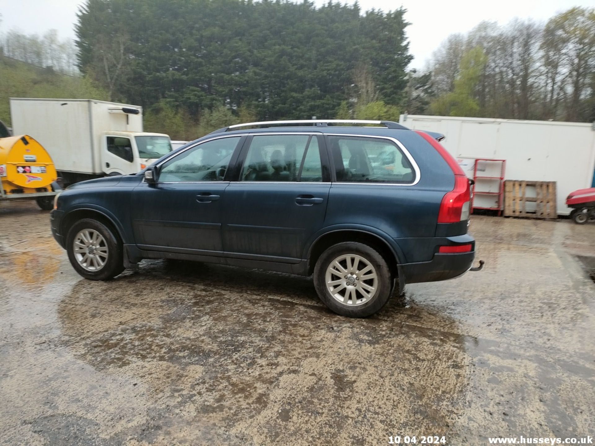 08/08 VOLVO XC90 SE LUX D5 AWD AUTO - 2401cc 5dr Estate (Blue) - Image 20 of 69