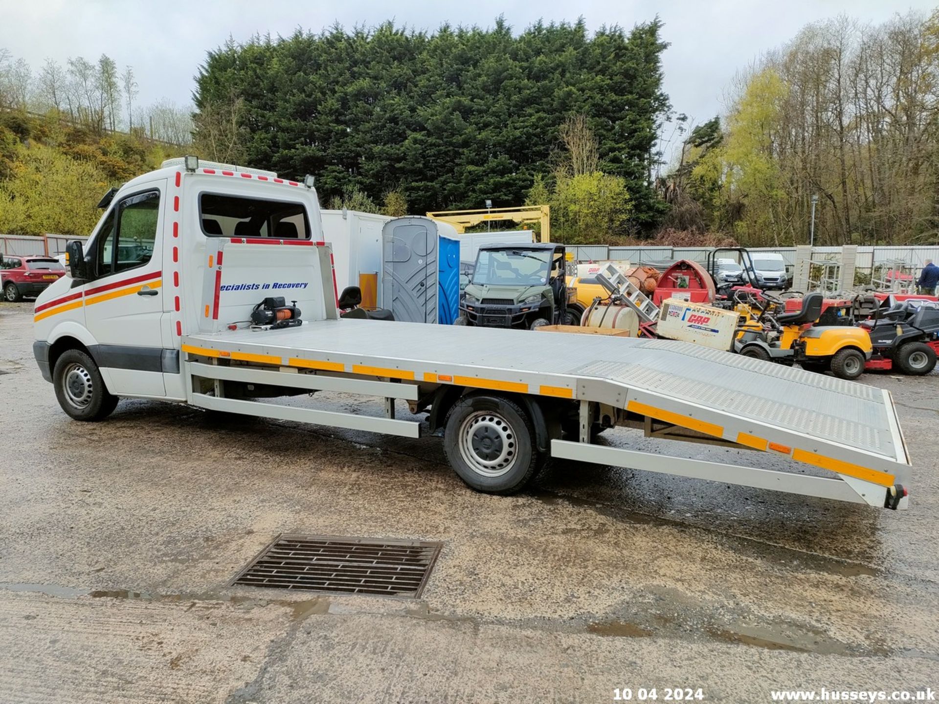 16/16 VOLKSWAGEN CRAFTER CR35 TDI - 1968cc 2dr (White, 146k) - Image 22 of 52