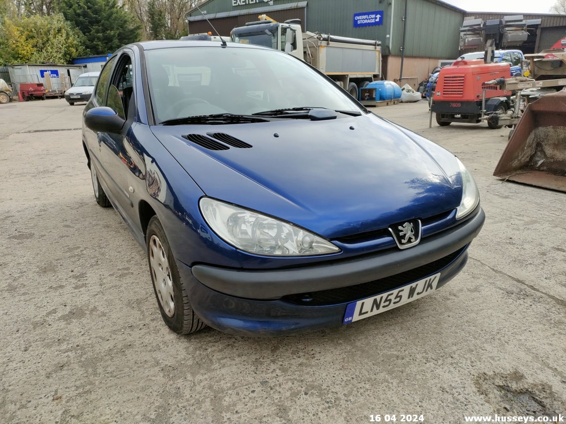 06/55 PEUGEOT 206 URBAN HDI - 1398cc 5dr Hatchback (Blue, 165k) - Image 7 of 63