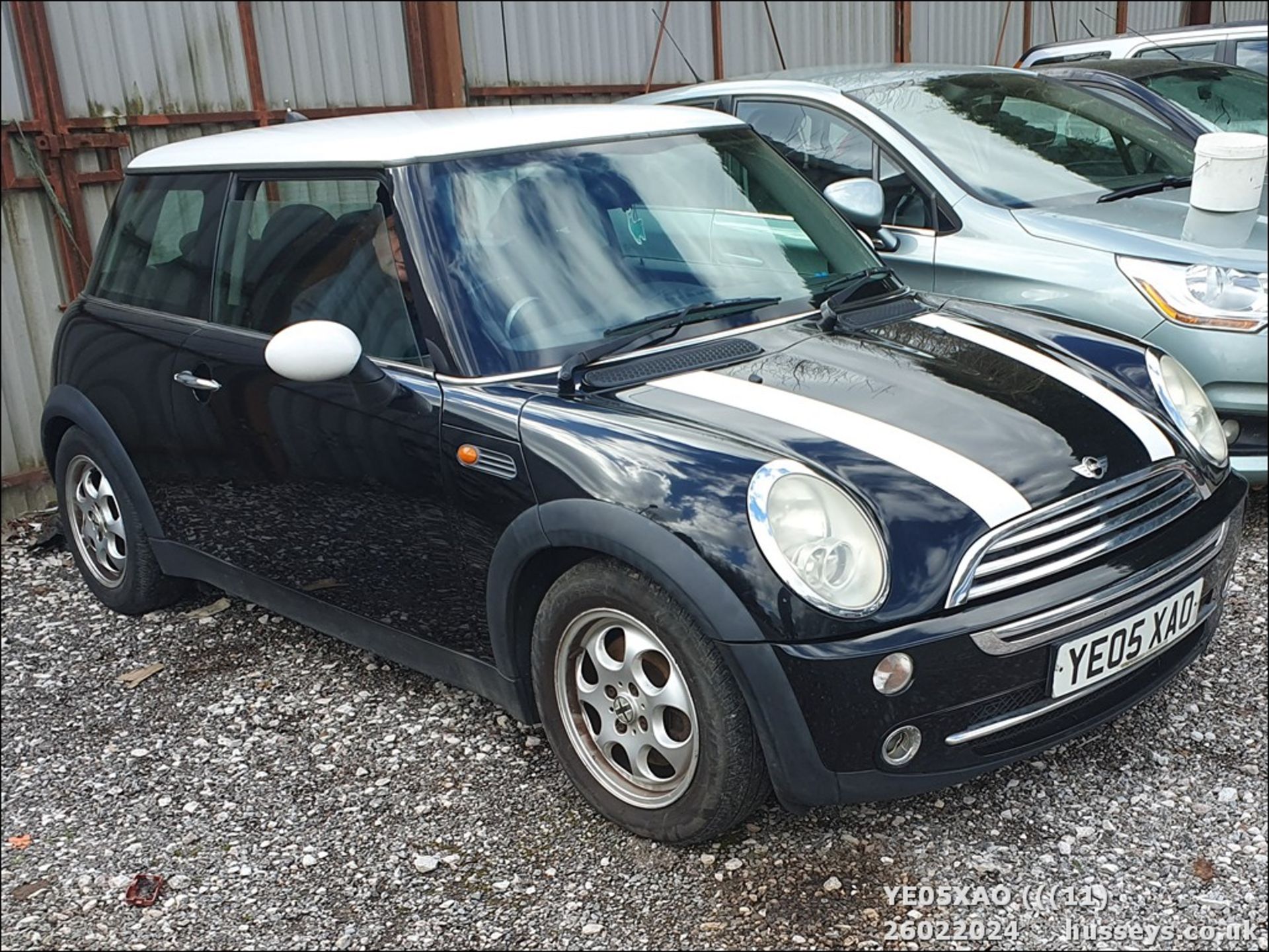 05/05 MINI MINI COOPER - 1598cc 3dr Hatchback (Black)