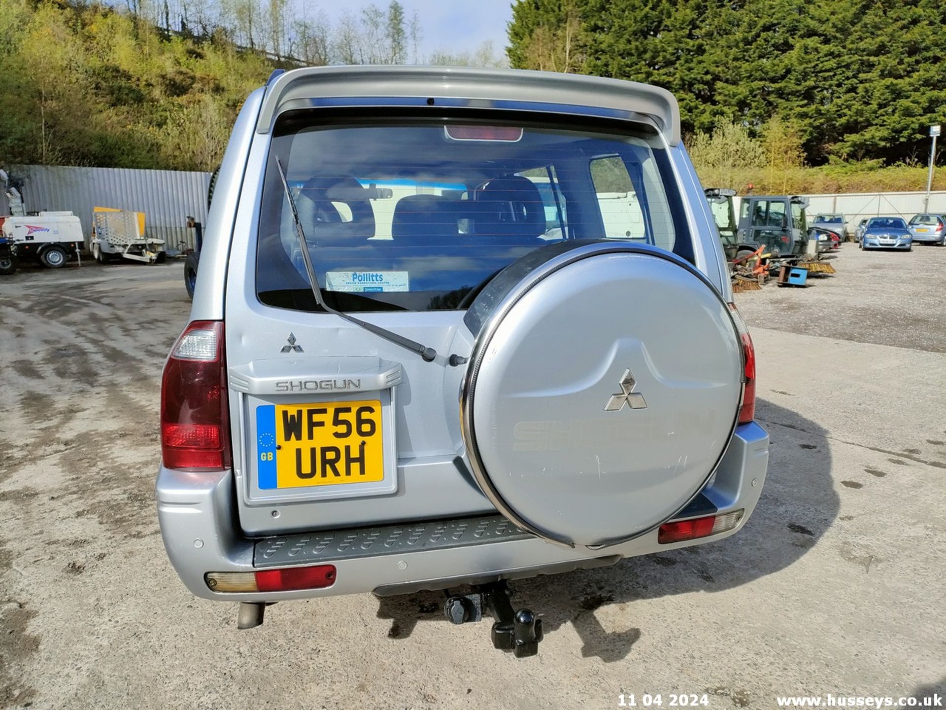 06/56 MITSUBISHI SHOGUN DI-D ELEG-CE LWB A - 3200cc 5dr Estate (Silver, 177k) - Image 32 of 67