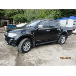 15/15 MITSUBISHI L200 CHALLENGER LB DCB DI - 2477cc 4dr 4x4 (Black)