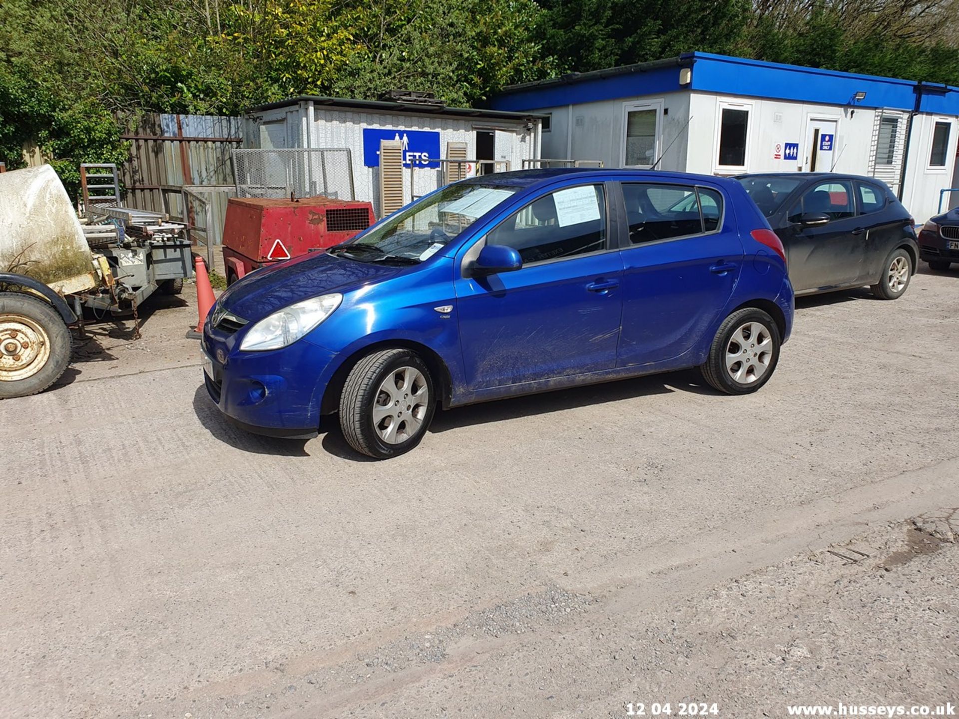 09/59 HYUNDAI I20 COMFORT CRDI - 1396cc 5dr Hatchback (Blue, 139k) - Image 7 of 60