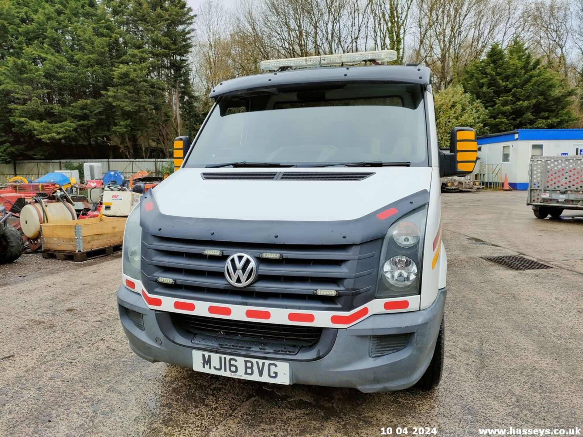 16/16 VOLKSWAGEN CRAFTER CR35 TDI - 1968cc 2dr (White, 146k) - Image 11 of 52