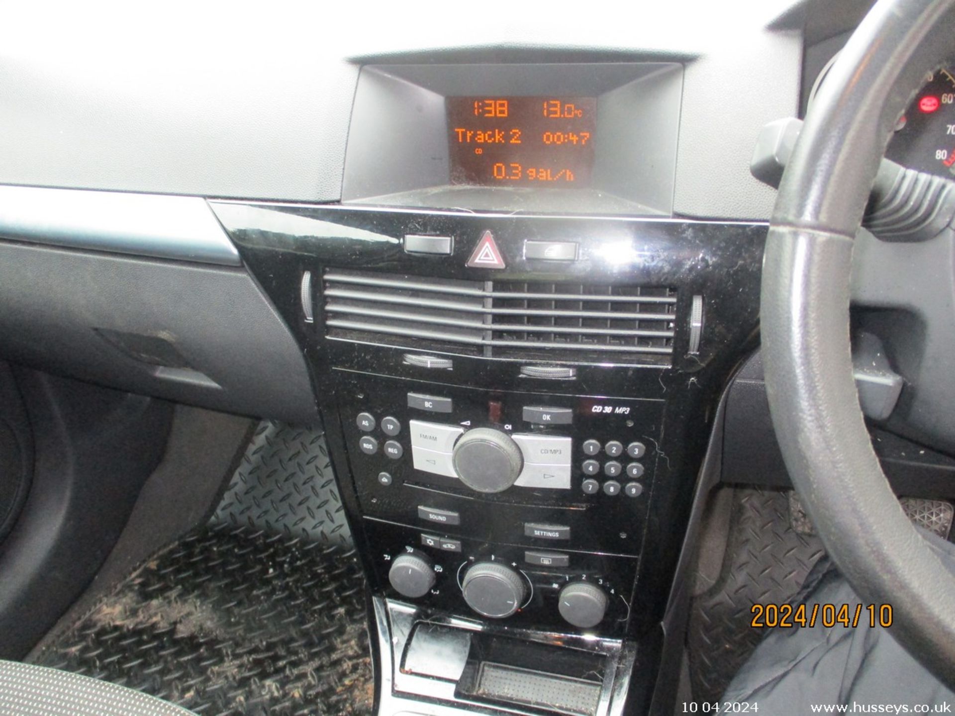 09/09 VAUXHALL ASTRA DESIGN - 1796cc 3dr Hatchback (Grey, 144k) - Image 19 of 20