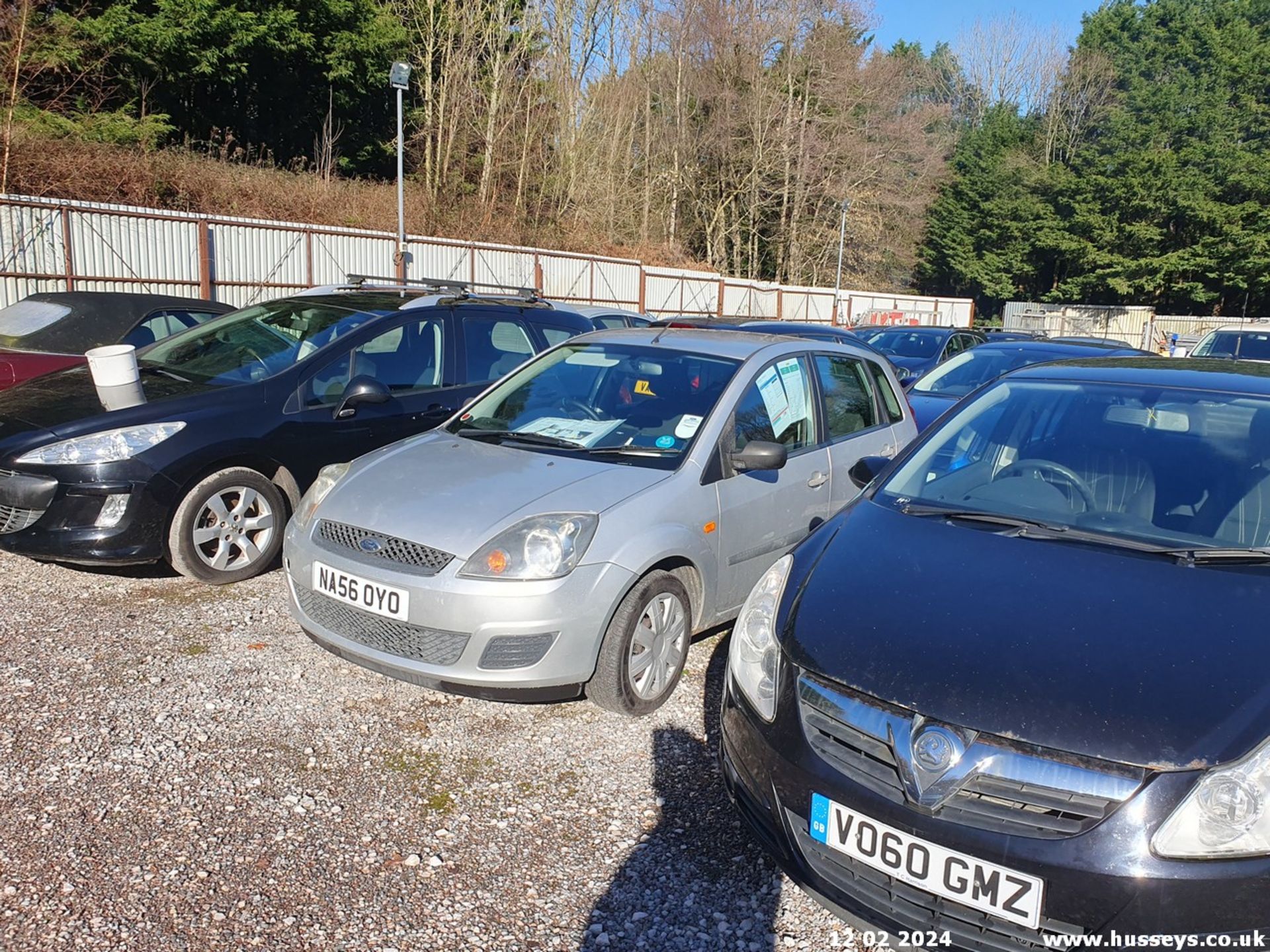 06/56 FORD FIESTA STYLE TDCI - 1399cc 5dr Hatchback (Silver) - Image 8 of 39