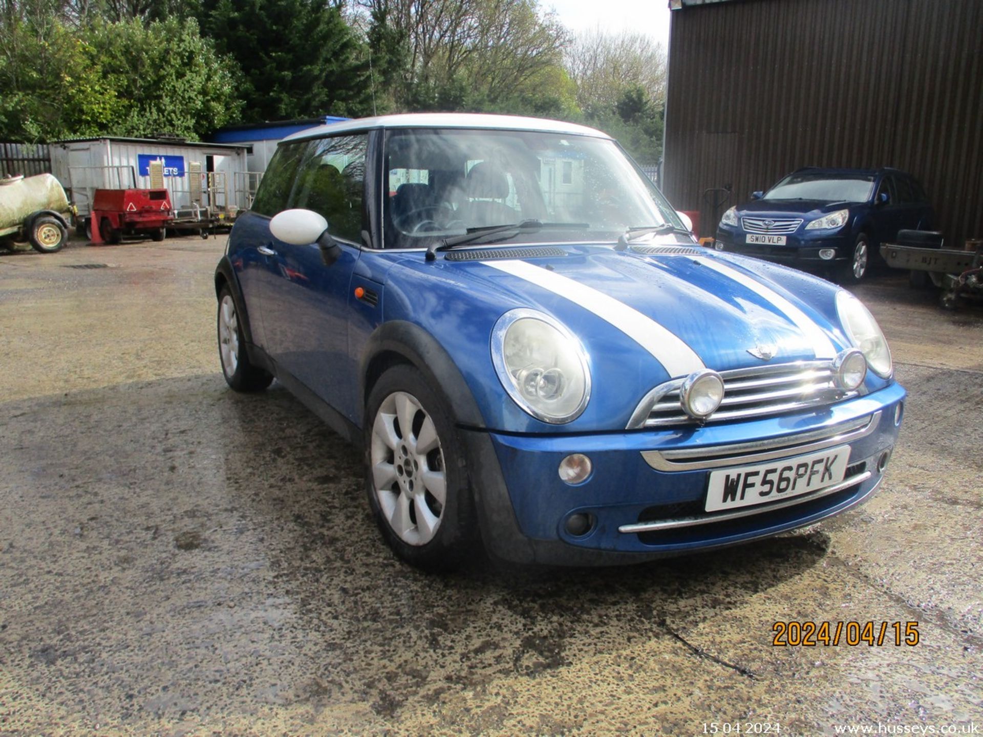 06/56 MINI MINI COOPER - 1598cc 3dr Hatchback (Blue) - Image 3 of 40