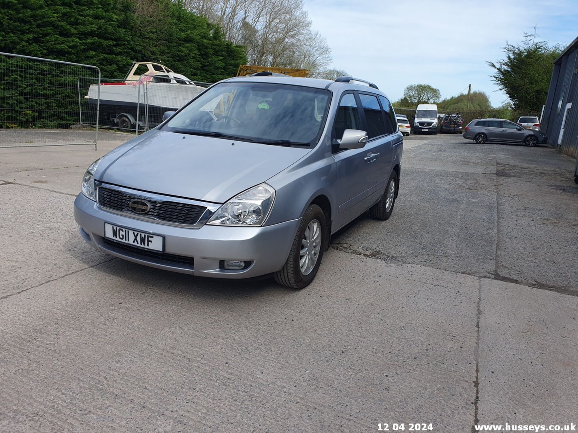 11/11 KIA SEDONA 3 BROTHERWOOD UPFRONT WHEELCHAIR ACCESS AUTO - 2199cc 5dr MPV (Silver, 60k) - Image 23 of 62