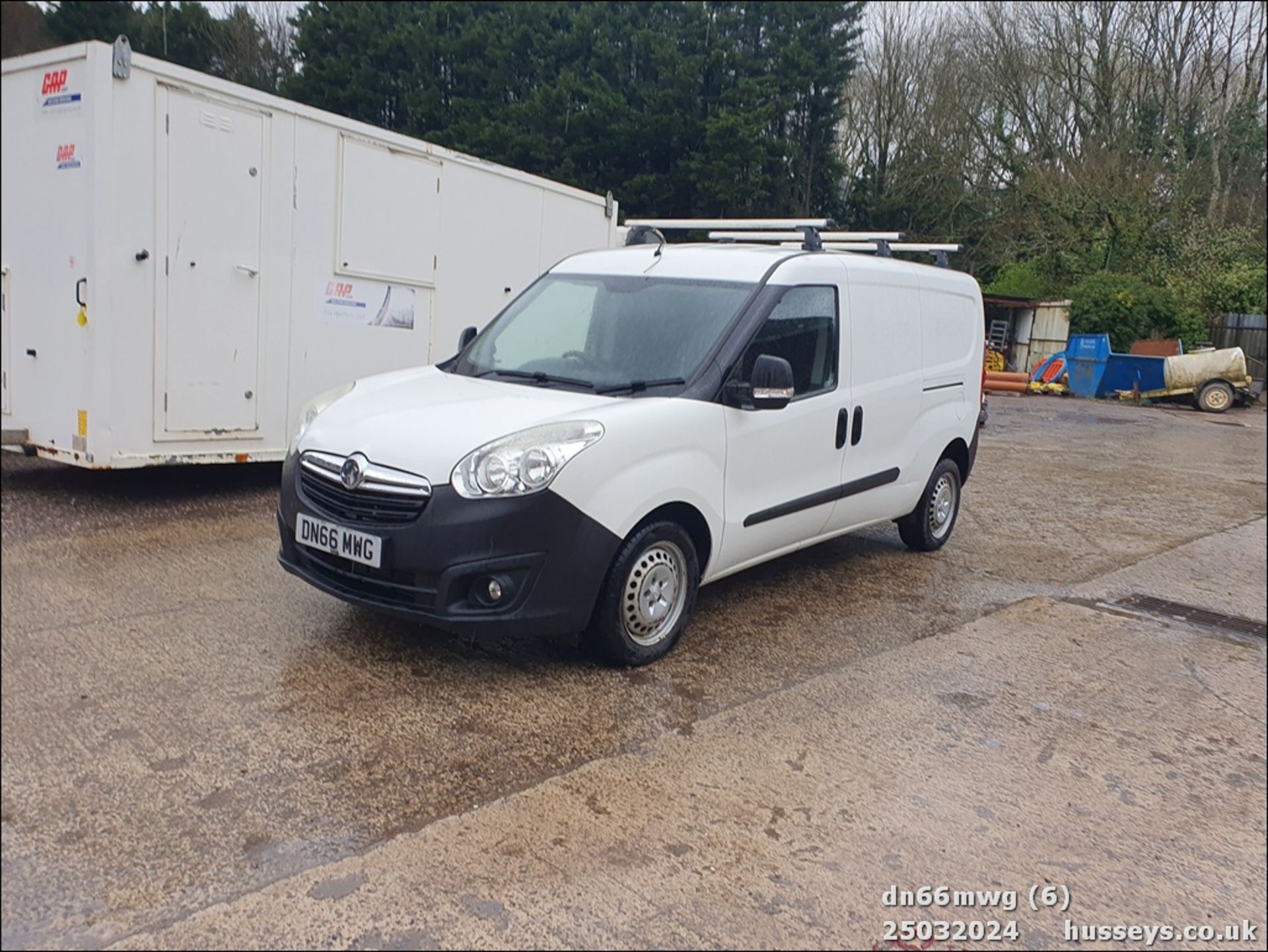 16/66 VAUXHALL COMBO 2300 CDTI ECOFLEX S - 1248cc 6dr Van (White, 85k) - Image 7 of 60