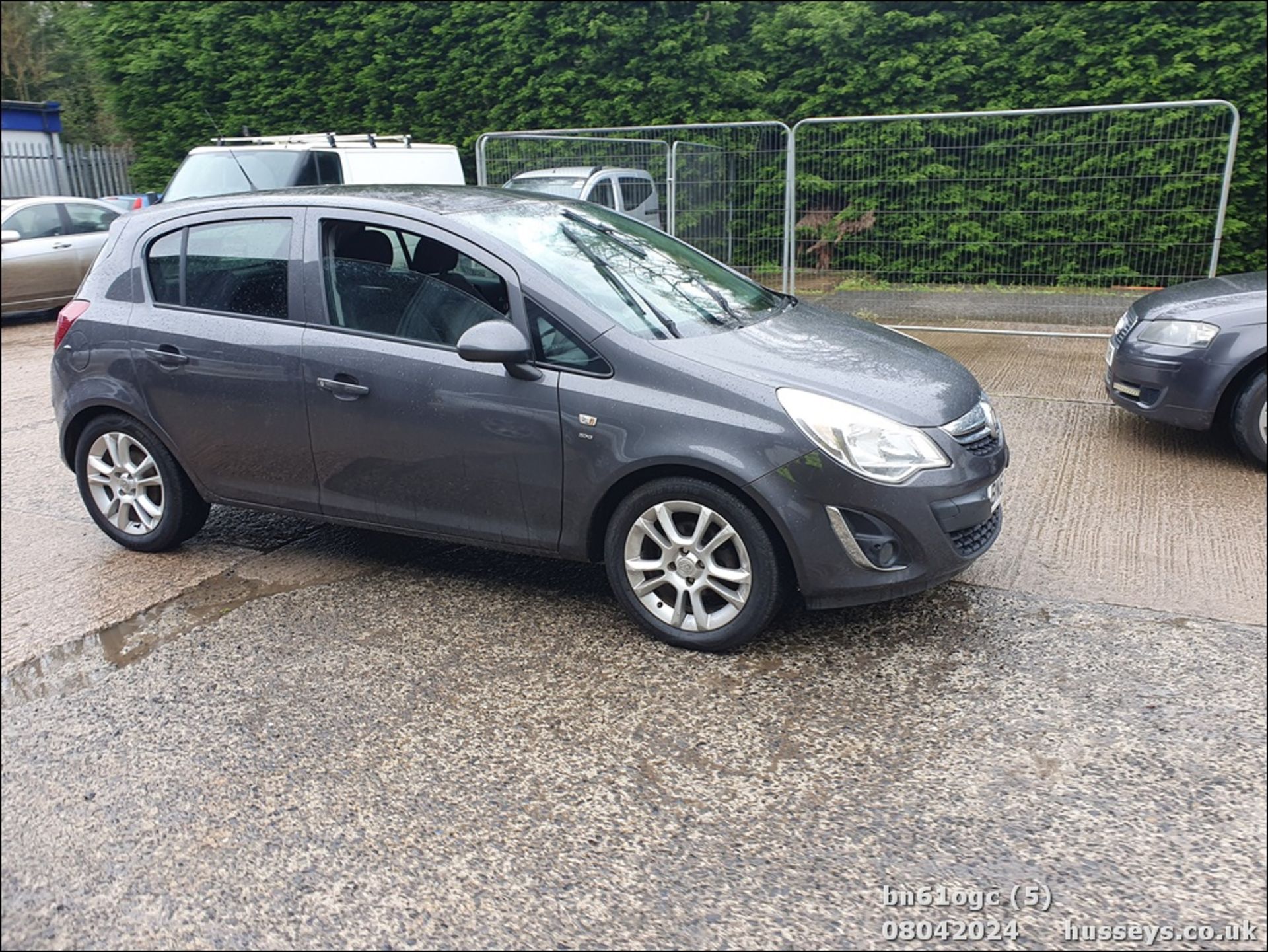 11/61 VAUXHALL CORSA SXI AC - 1229cc 5dr Hatchback (Grey, 117k) - Image 6 of 56