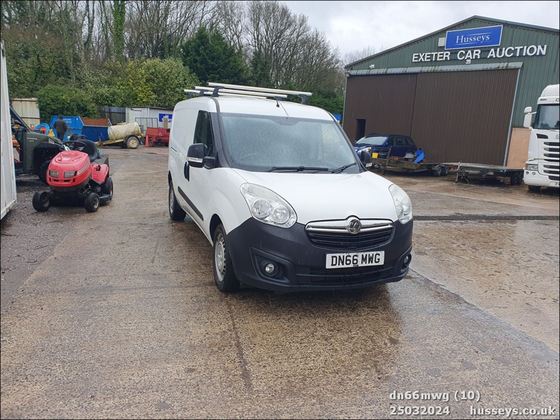 16/66 VAUXHALL COMBO 2300 CDTI ECOFLEX S - 1248cc 6dr Van (White, 85k) - Image 11 of 60