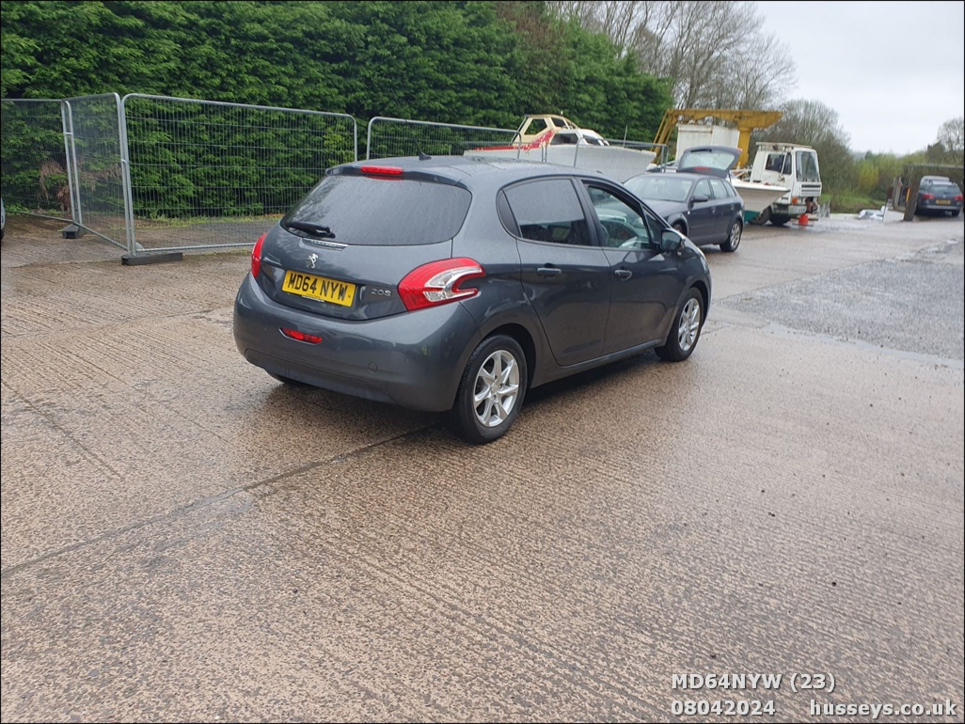 15/64 PEUGEOT 208 STYLE - 1199cc 5dr Hatchback (Grey, 94k) - Image 24 of 54