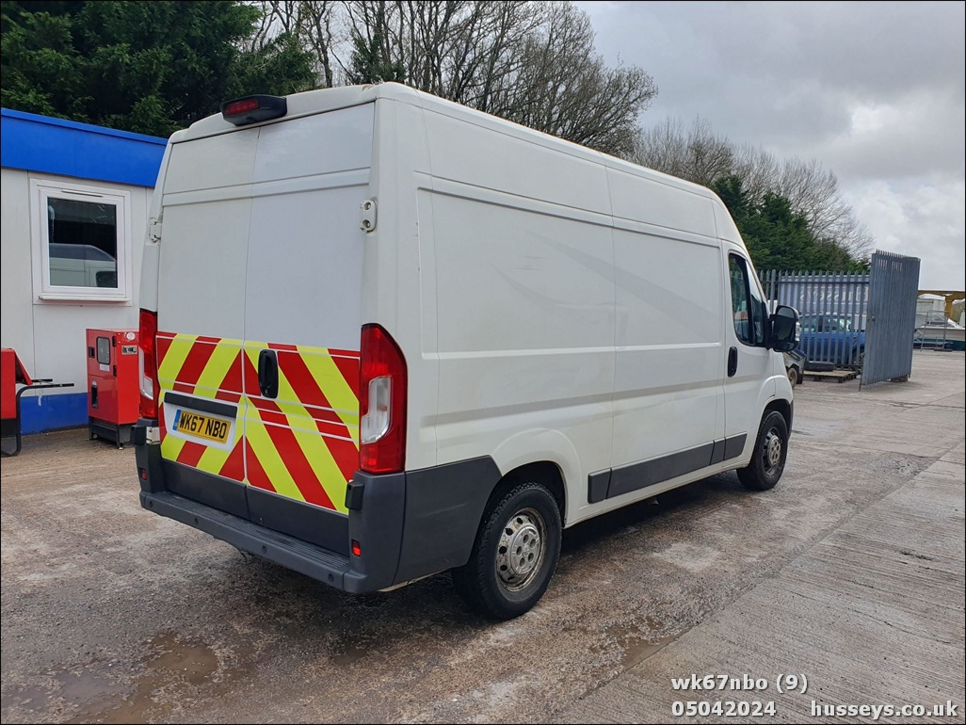 17/67 PEUGEOT BOXER 335 PRO L2H2 BLUE H - 1997cc 5dr Van (White, 109k) - Image 10 of 46