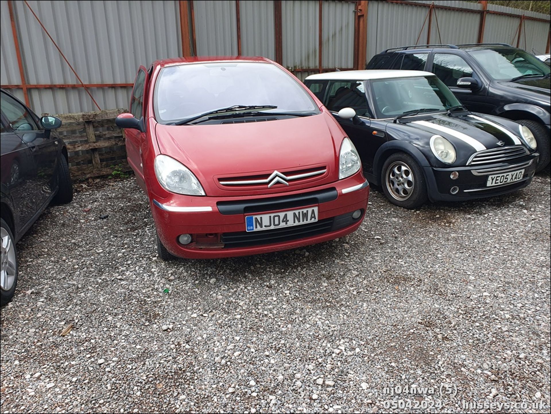 04/04 CITROEN XSARA PICASSO DESIRE 2HDI - 1997cc 5dr MPV (Red, 76k) - Image 6 of 23