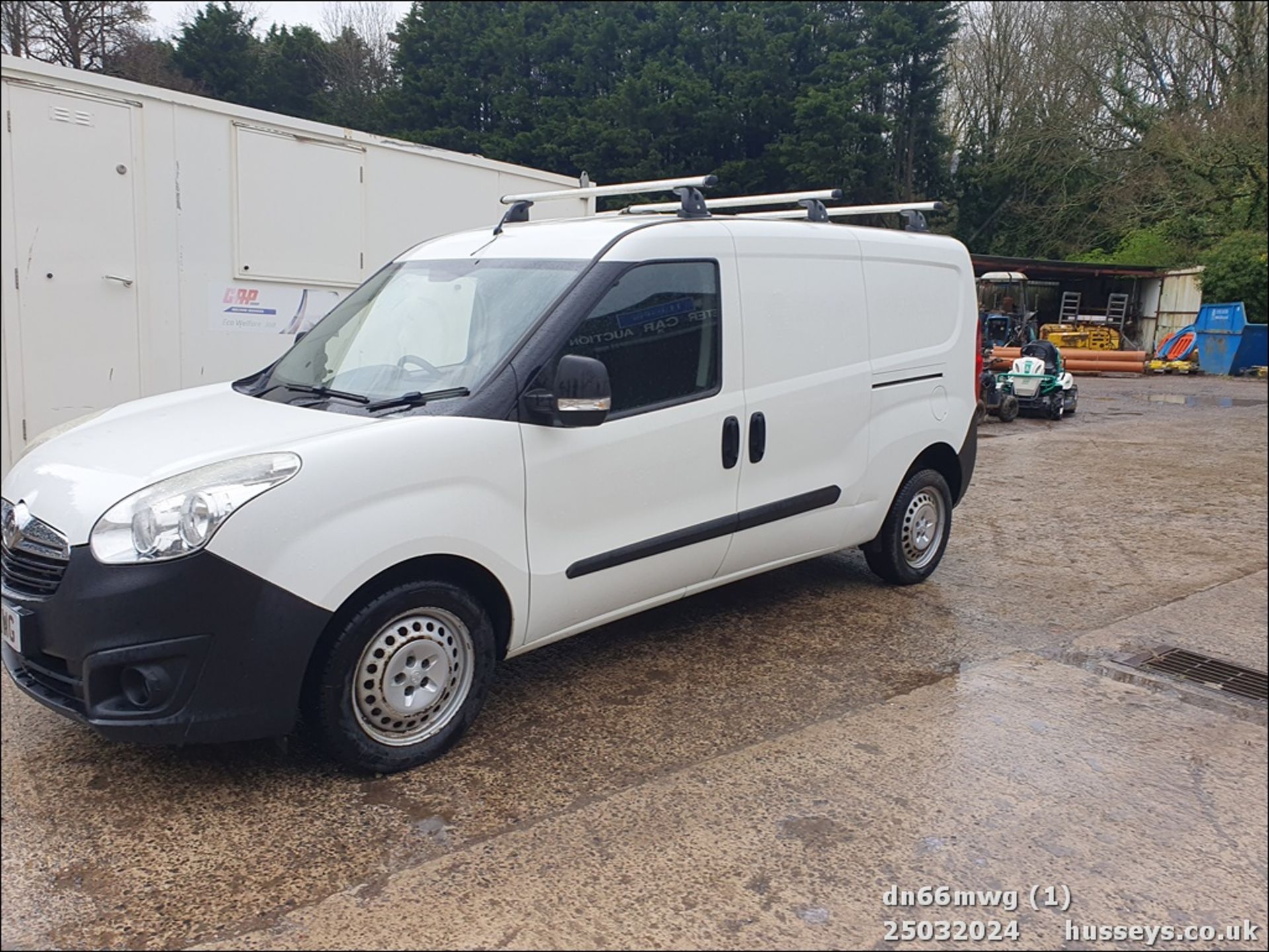 16/66 VAUXHALL COMBO 2300 CDTI ECOFLEX S - 1248cc 6dr Van (White, 85k) - Bild 2 aus 60